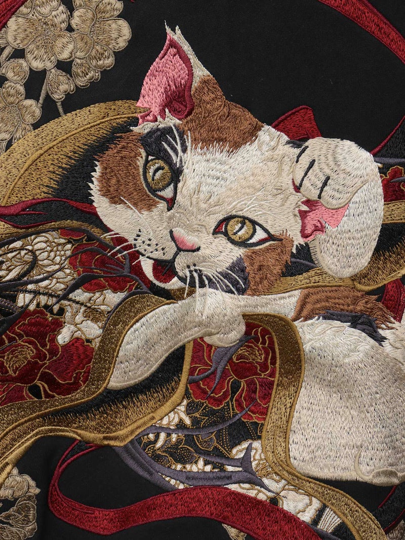 【絡繰魂・粋】“猫又戯れ”刺繍入りZIPパーカー