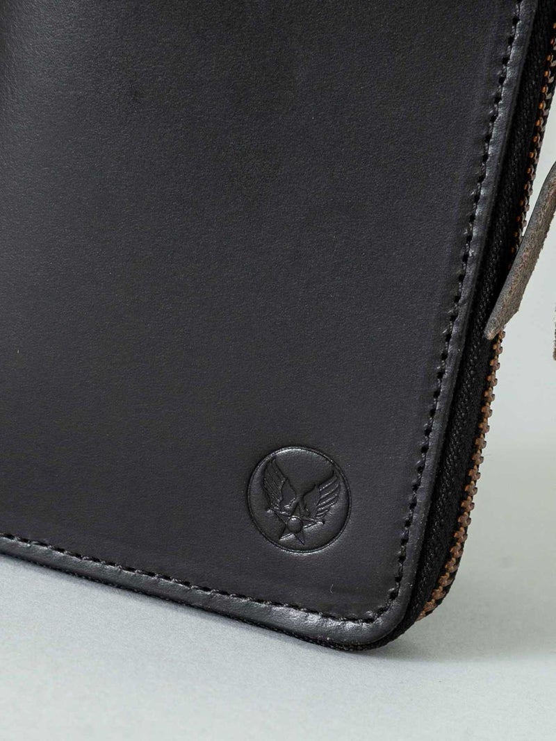 【AVIREX】“FAHNE2” L-SHAPE ZIP MIDDLE WALLET AX9301 ∴