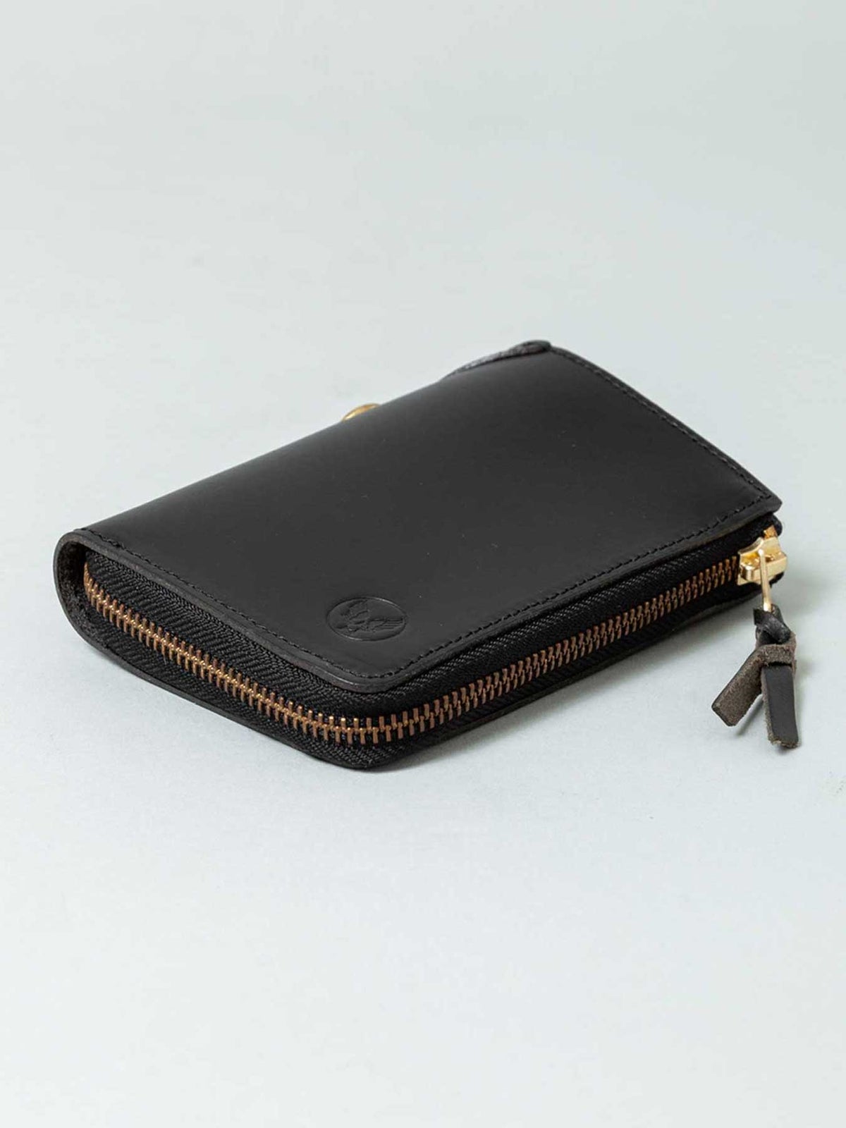 【AVIREX】“FAHNE2” L-SHAPE ZIP MIDDLE WALLET AX9301 ∴
