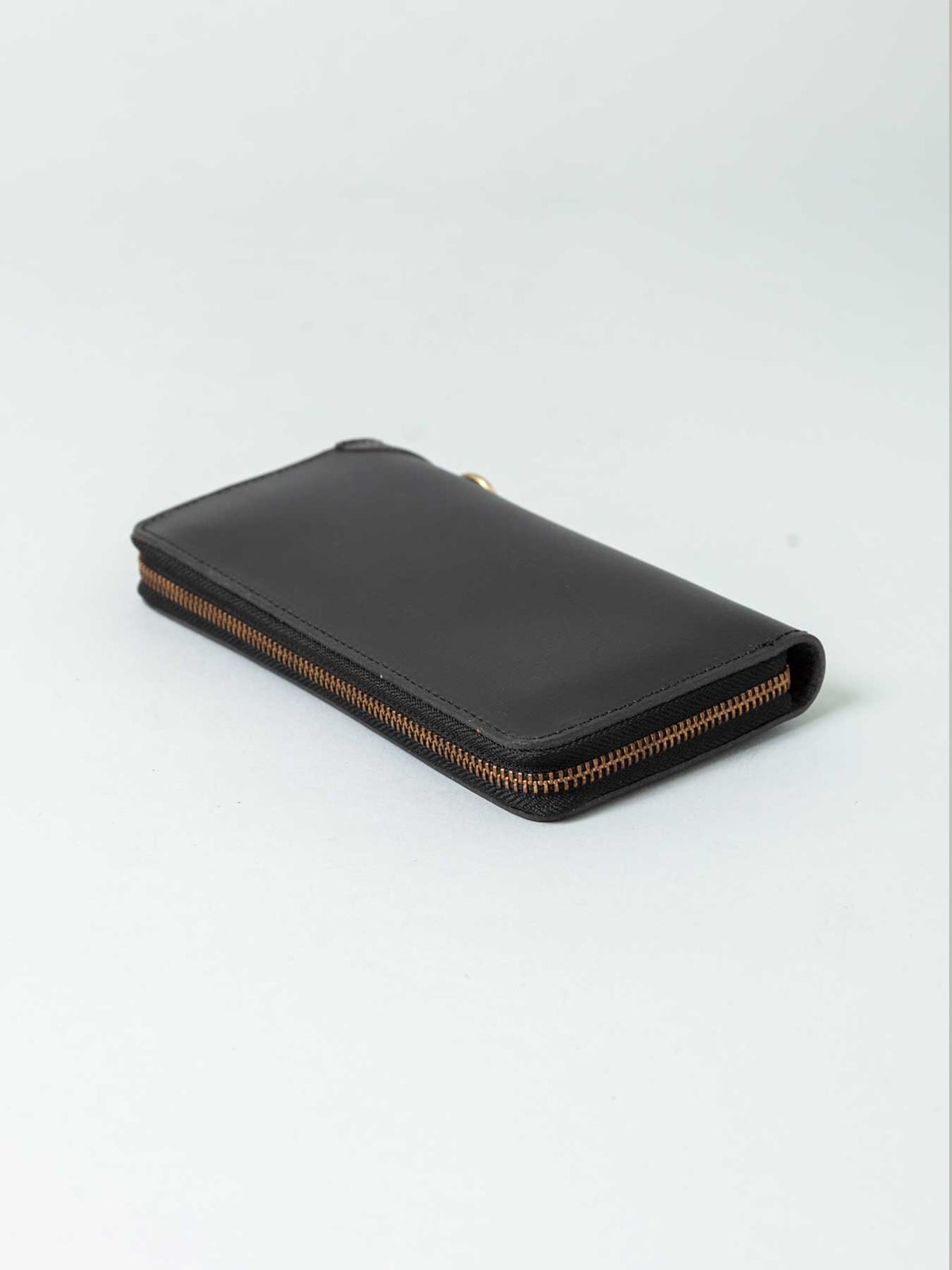 【AVIREX】“FAHNE2” ROUND ZIP LONG WALLET AX9302 ∴