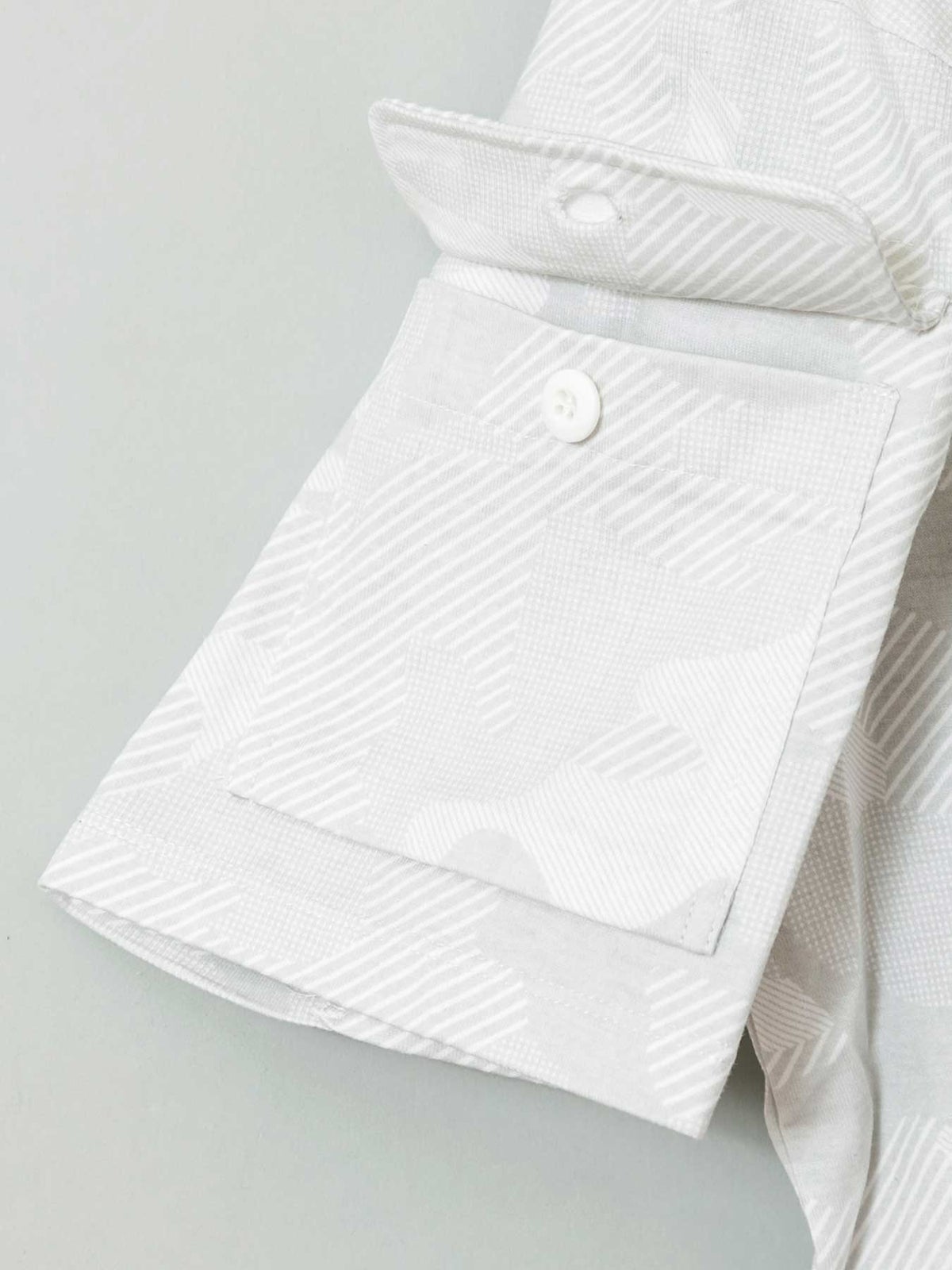 【AVIREX】“BLACK ACES”PRINT S/S FATIGUE T-SHIRT〔LIMITED〕