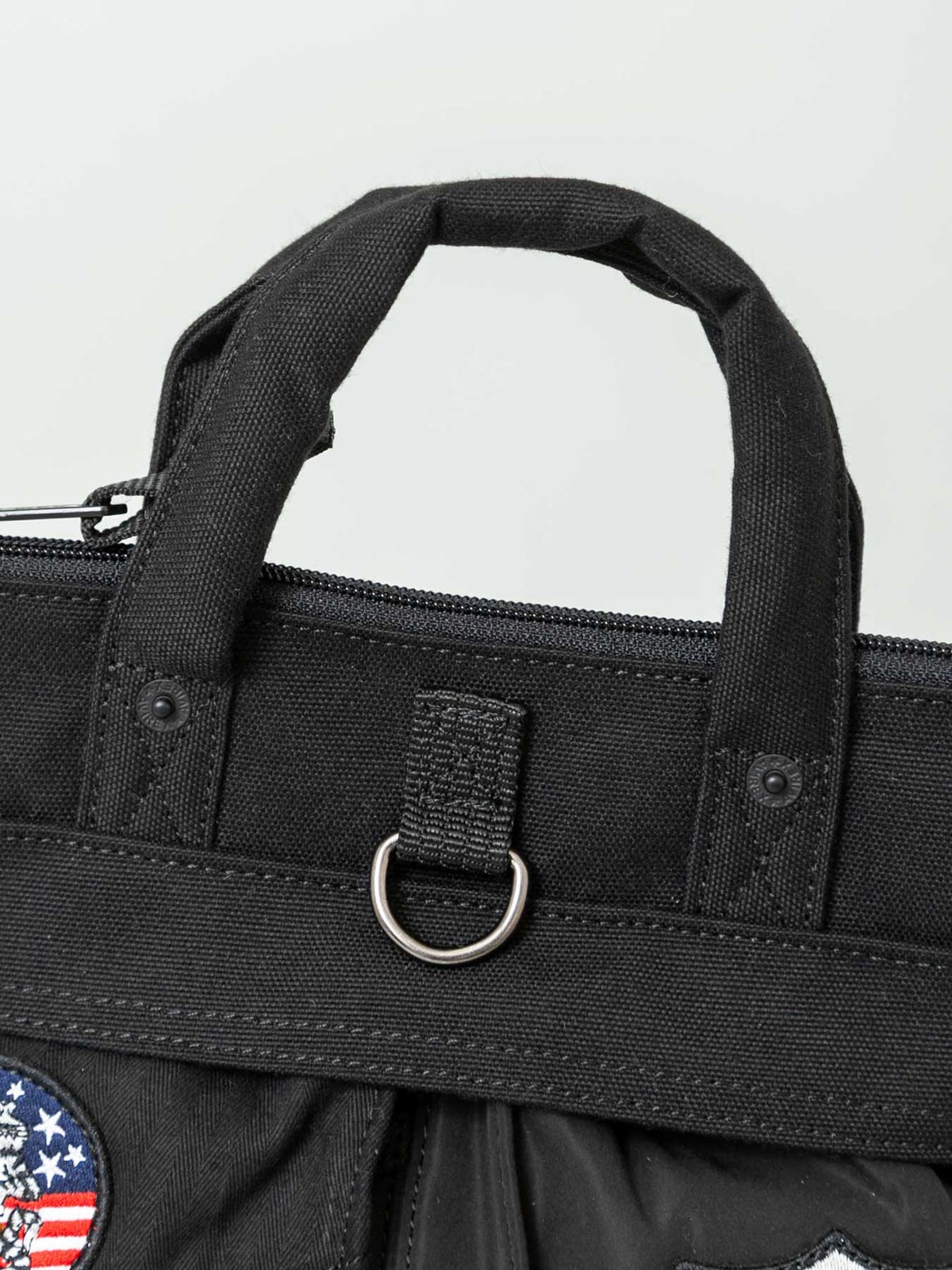 【AVIREX】“TOPGUN”MINI HELMET BAG AVX3528J ∴