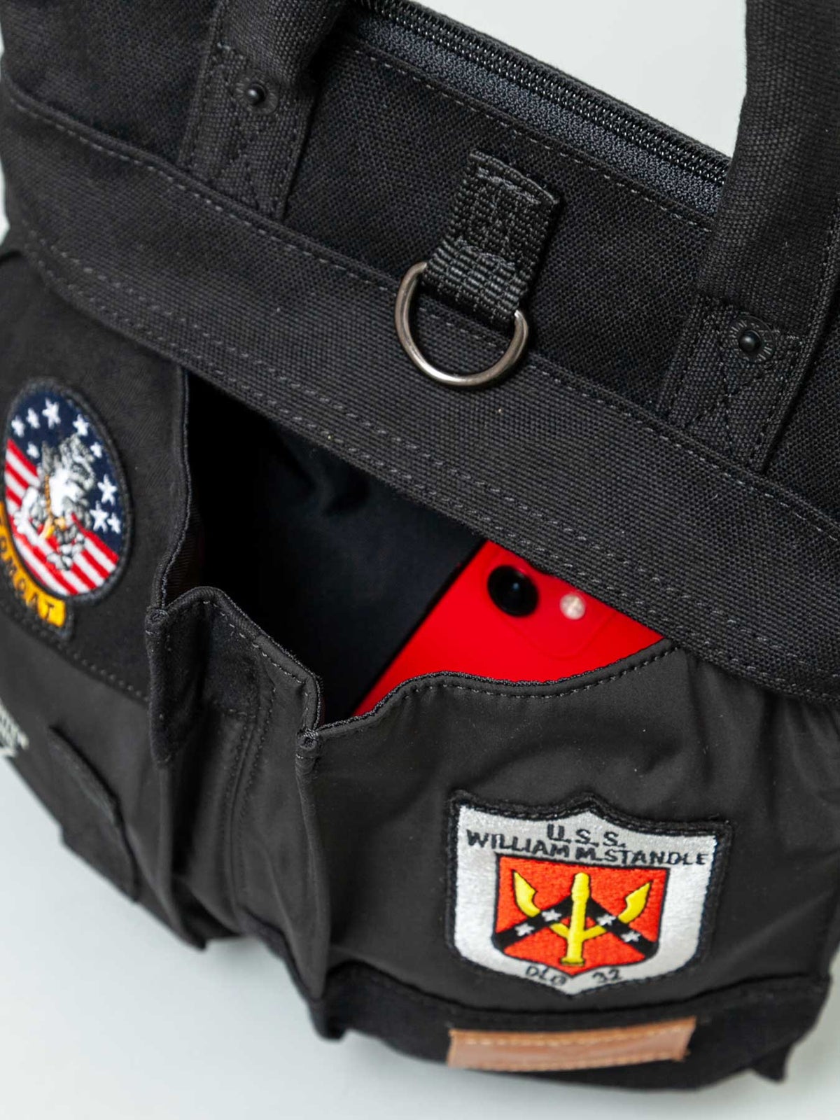 【AVIREX】“TOPGUN”MINI HELMET BAG AVX3528J ∴
