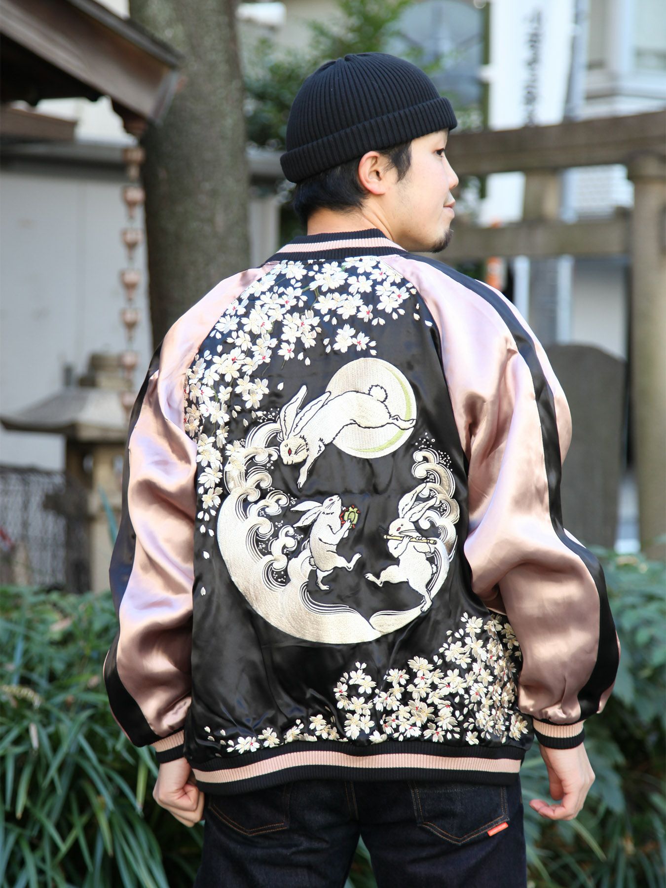 ≪20%OFF≫【百花繚乱】“枝垂れ桜と月兎”総刺繍リバーシブルスカジャン