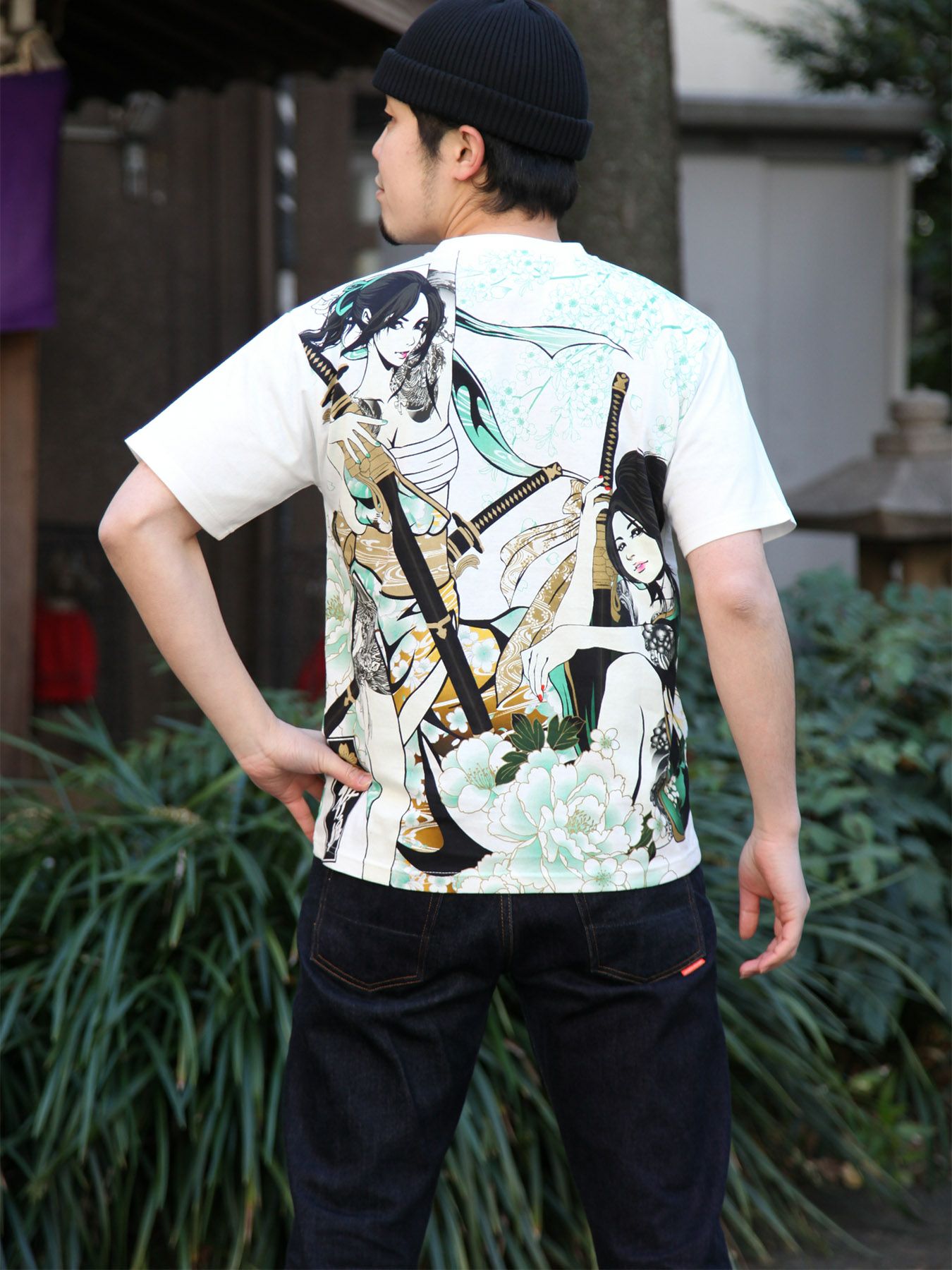 ≪50%OFF≫【抜刀娘】“妃那/穂乃花：誘い”刺繍入りプリントTシャツ