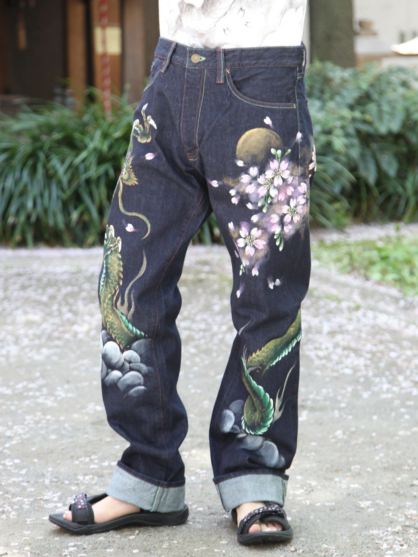 ≪30%OFF≫【禅】“金運龍”手描きデニムパンツ≪返品・取寄対応不可