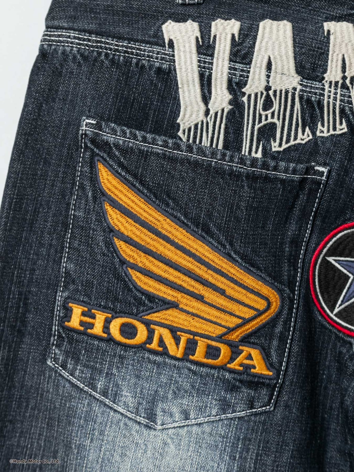  【HONDA×VANSON】“ウィングホイール”総刺繍デニムパンツ