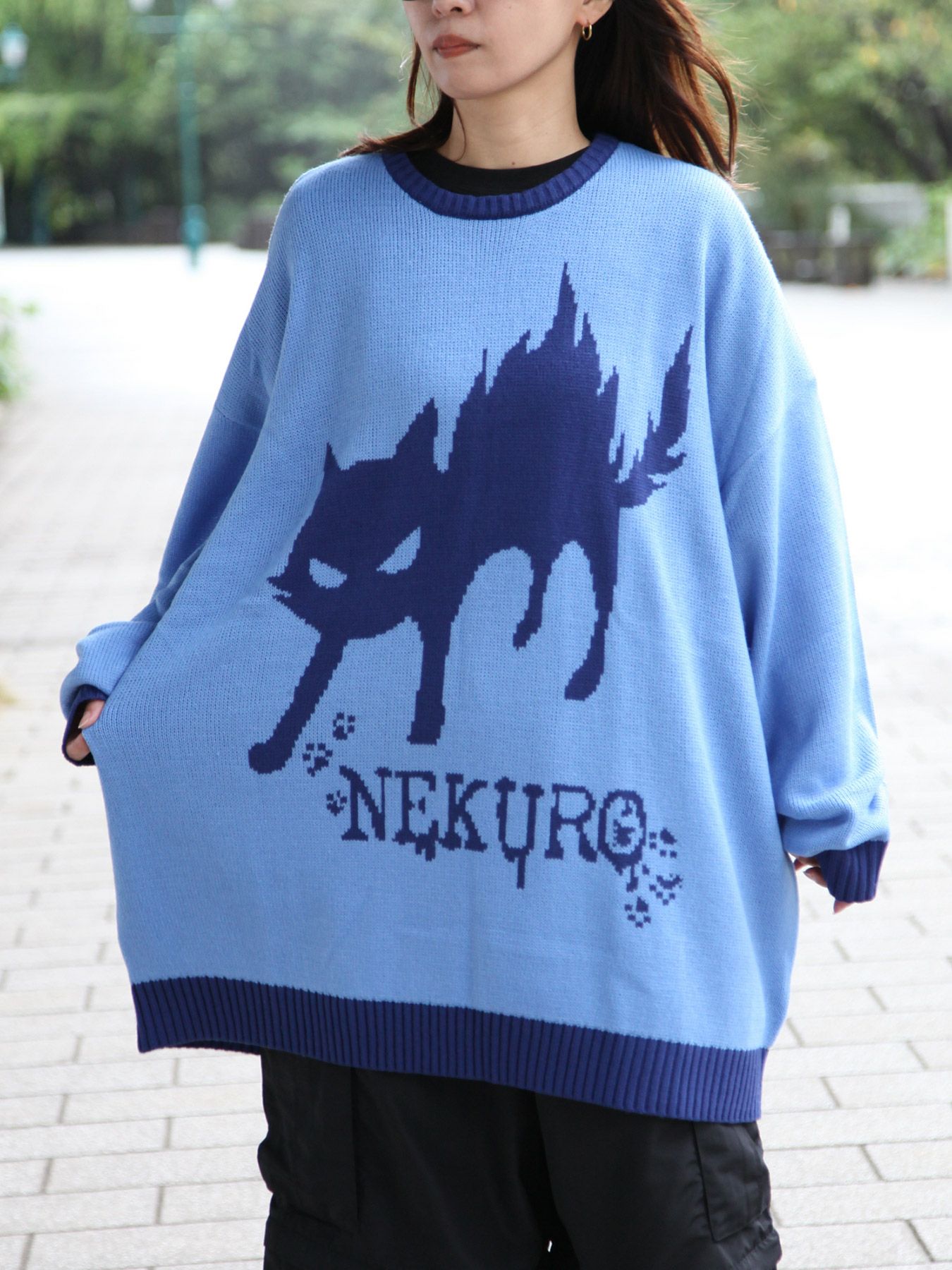 ≪40%OFF≫【NEKURO】“威嚇スルNEKURO”クルーネックニット≪返品・取寄