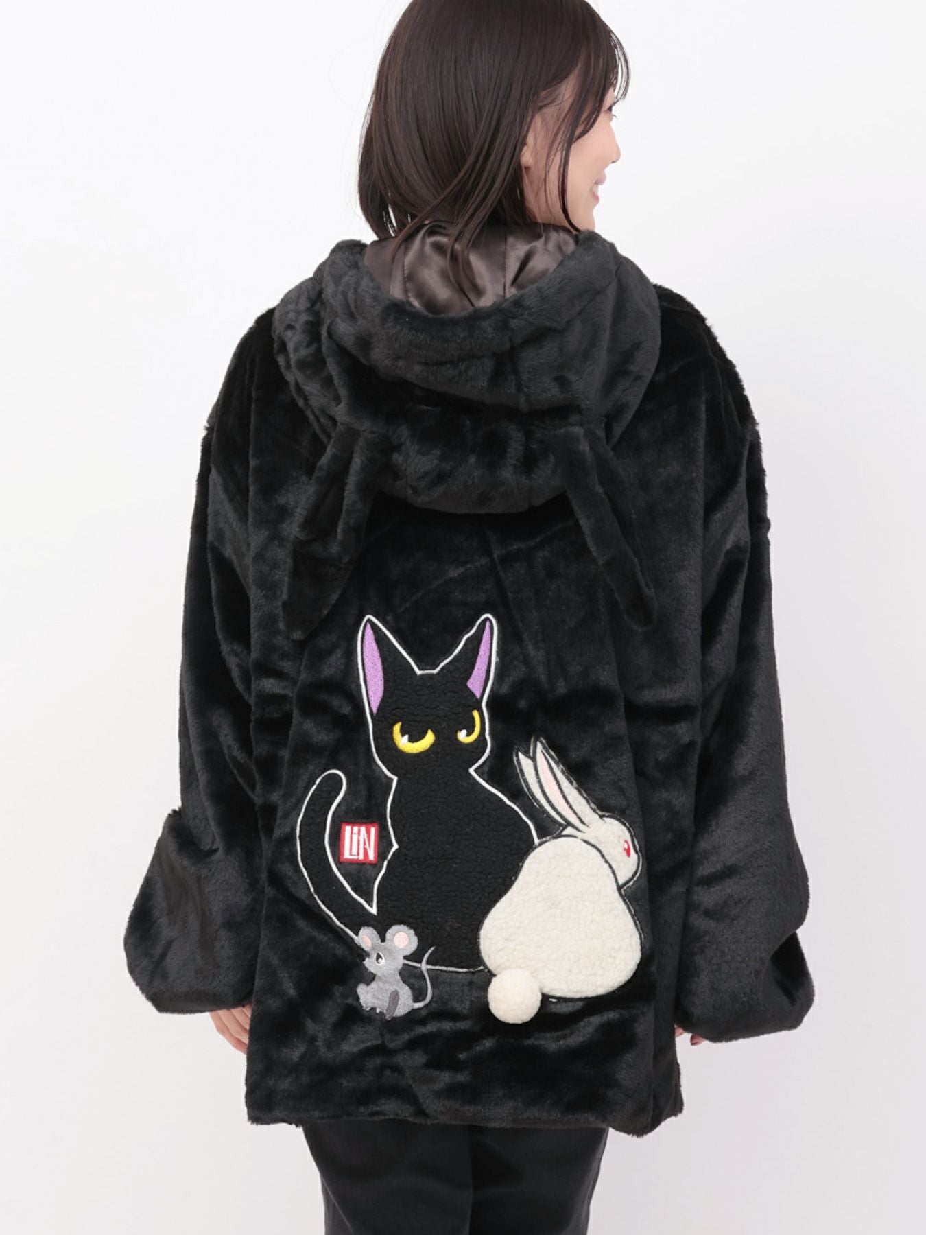 LiN】“ラミとアールとラビの尻尾はリアルだよ！”ふわふわフェイク