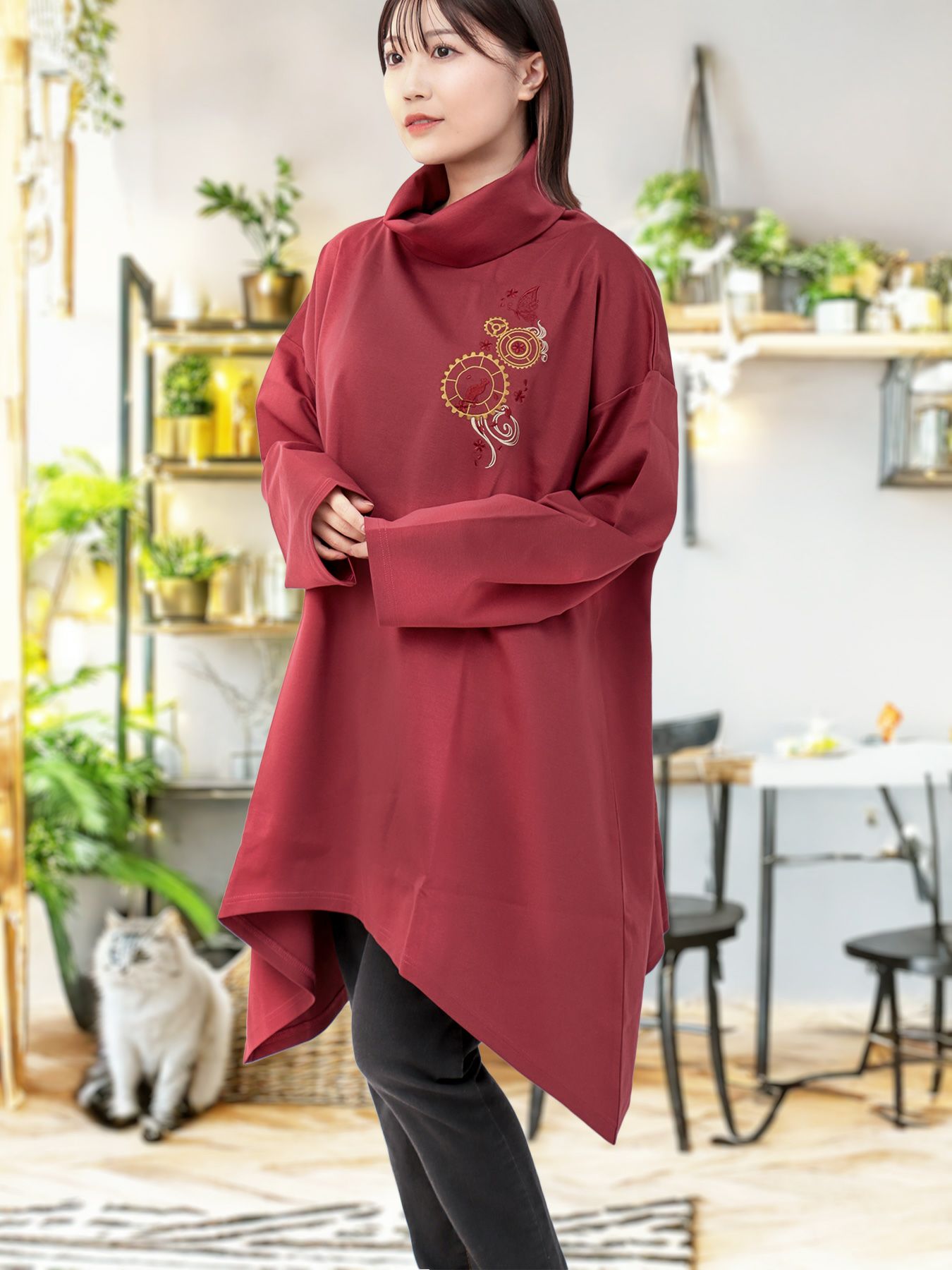 ≪30%OFF≫【雅結 -YuU-】猫と歯車刺繍オフタートルイレヘムチュニック