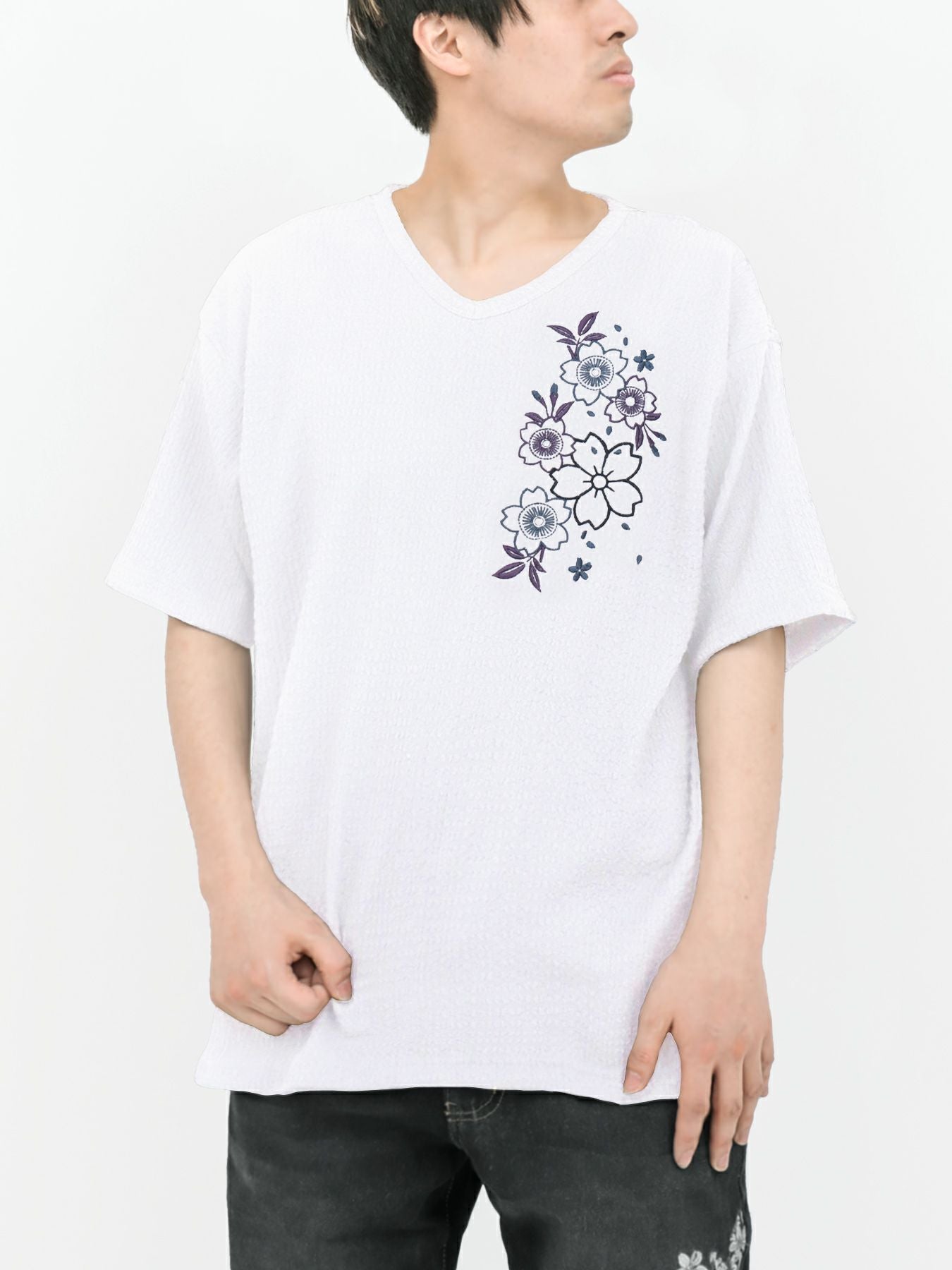 雅結】桜刺繍 楊柳生地VネックTシャツ | 流儀圧搾 ONLINE SHOP【流儀
