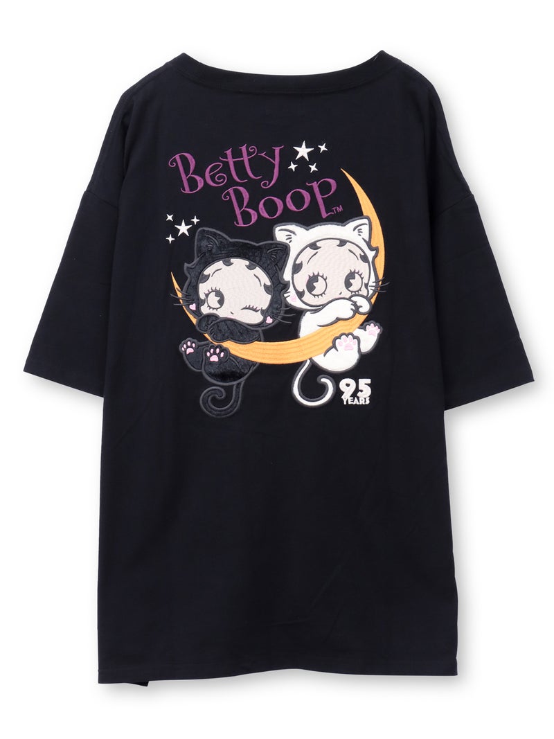 【BETTY BOOP】“黒猫&白猫ベイビーベティ”刺繍入りTシャツ〔別注〕