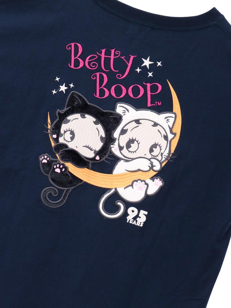 【BETTY BOOP】“黒猫&白猫ベイビーベティ”刺繍入りTシャツ〔別注〕