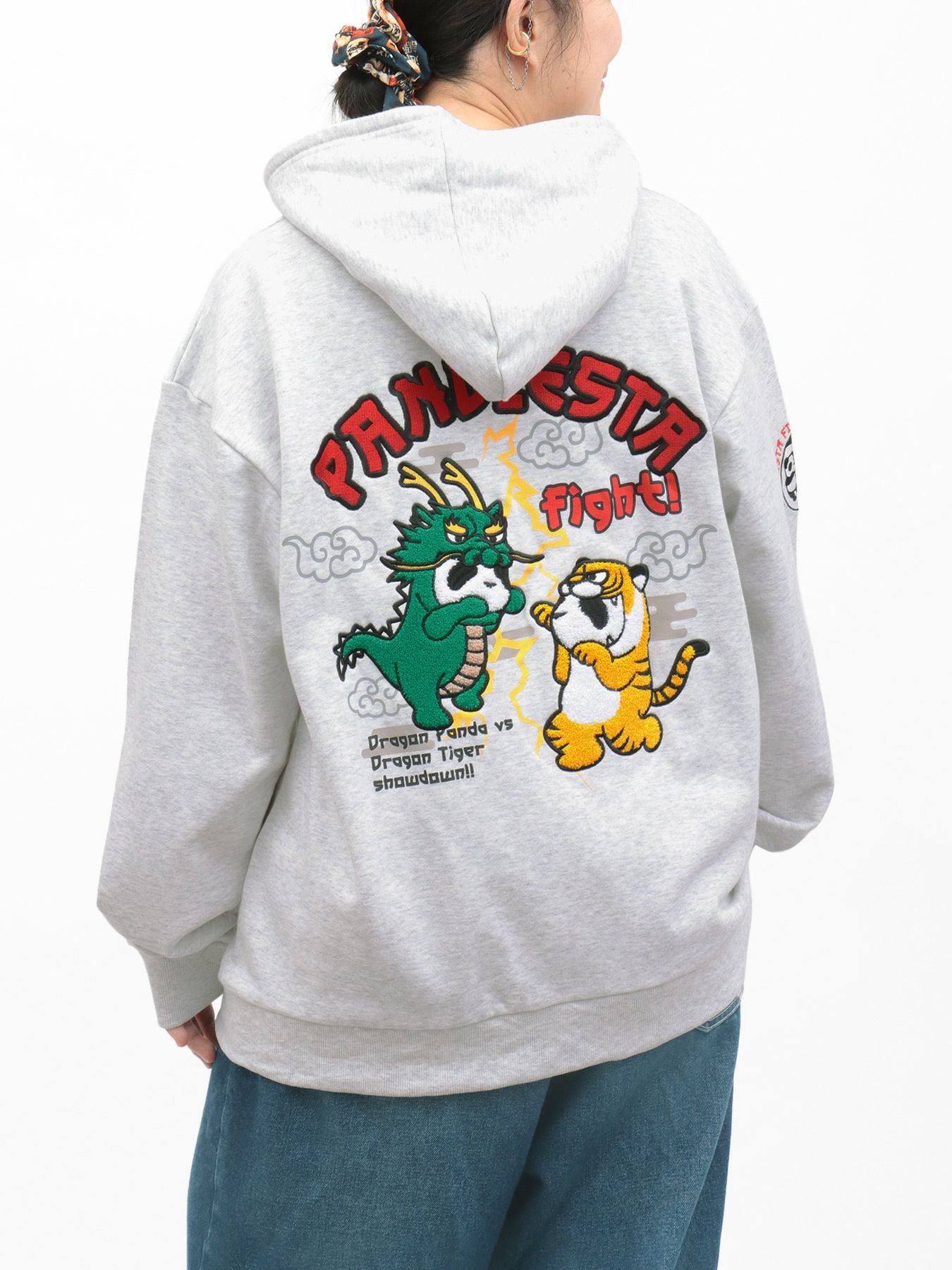 PANDIESTA JAPAN】“ドラゴンパンダVSタイガーパンダ”刺繍入りZIP PANDIESTA JAPAN】“ドラゴンパンダVSタイガーパンダ”刺繍入りZIP