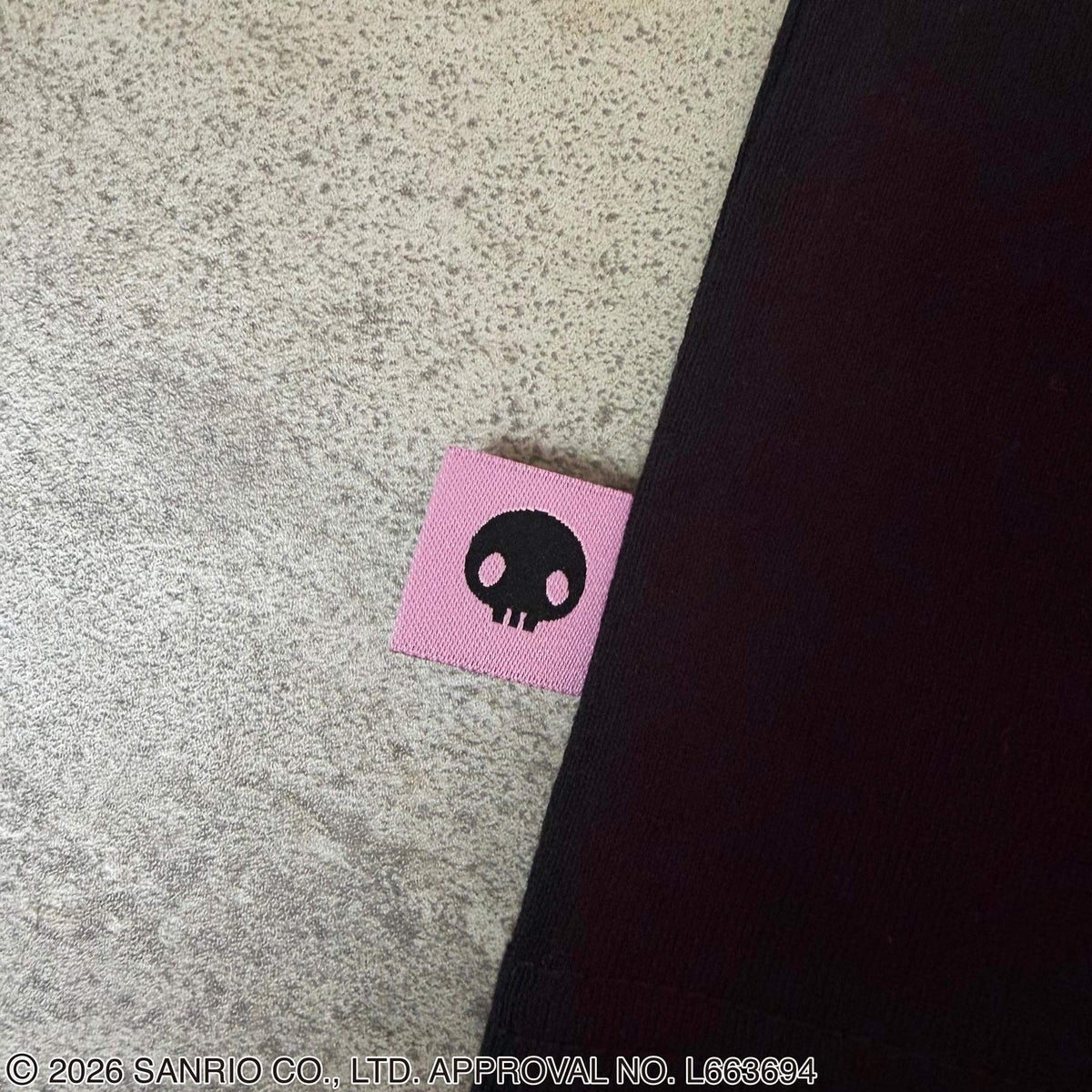 ＜予約＞【絡繰魂・粋×KUROMI】“KUROMI JAPAN”刺繍入りTシャツ