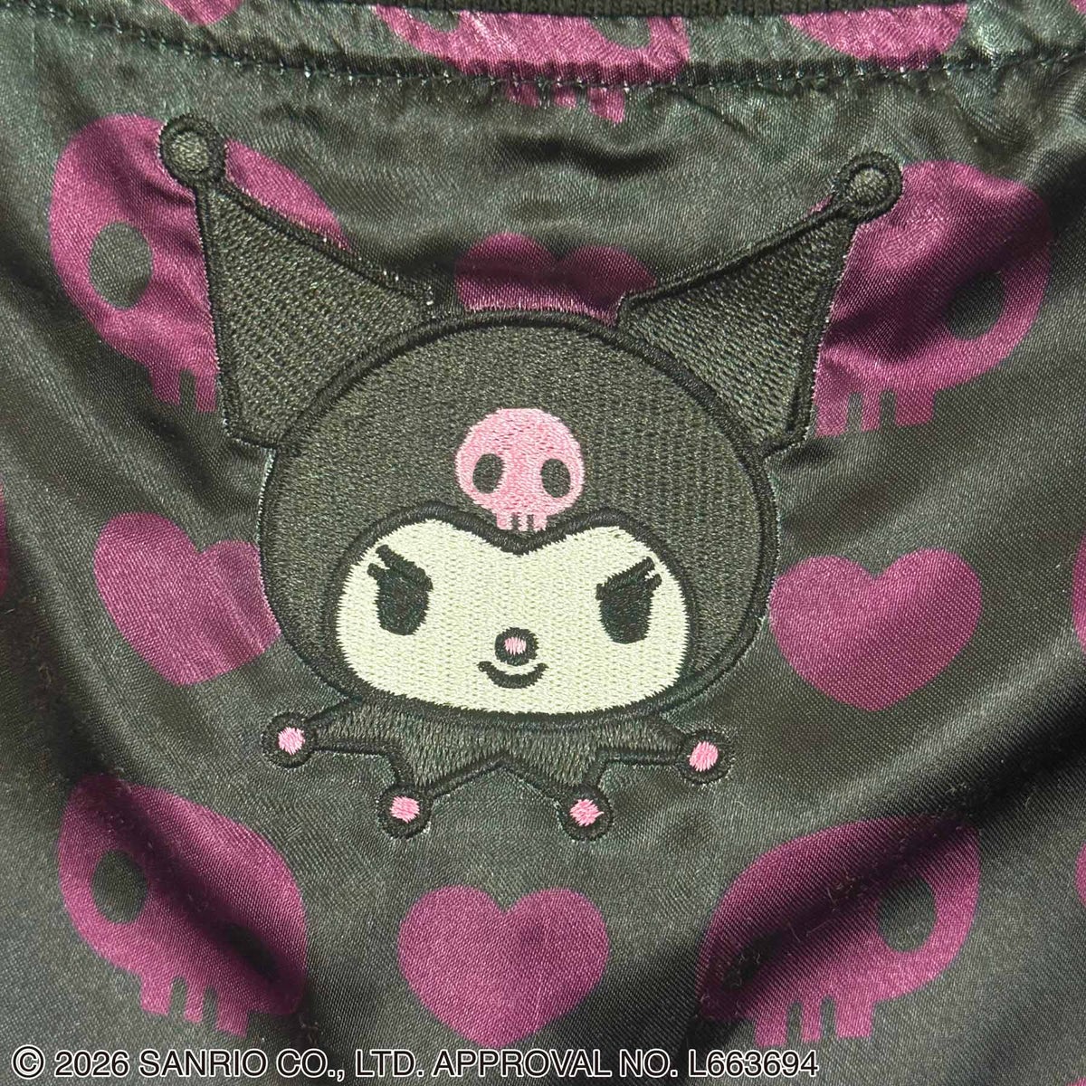 ＜予約＞【絡繰魂・粋×KUROMI】“KUROMI SAKURA”刺繍入りリバーシブルスカジャン