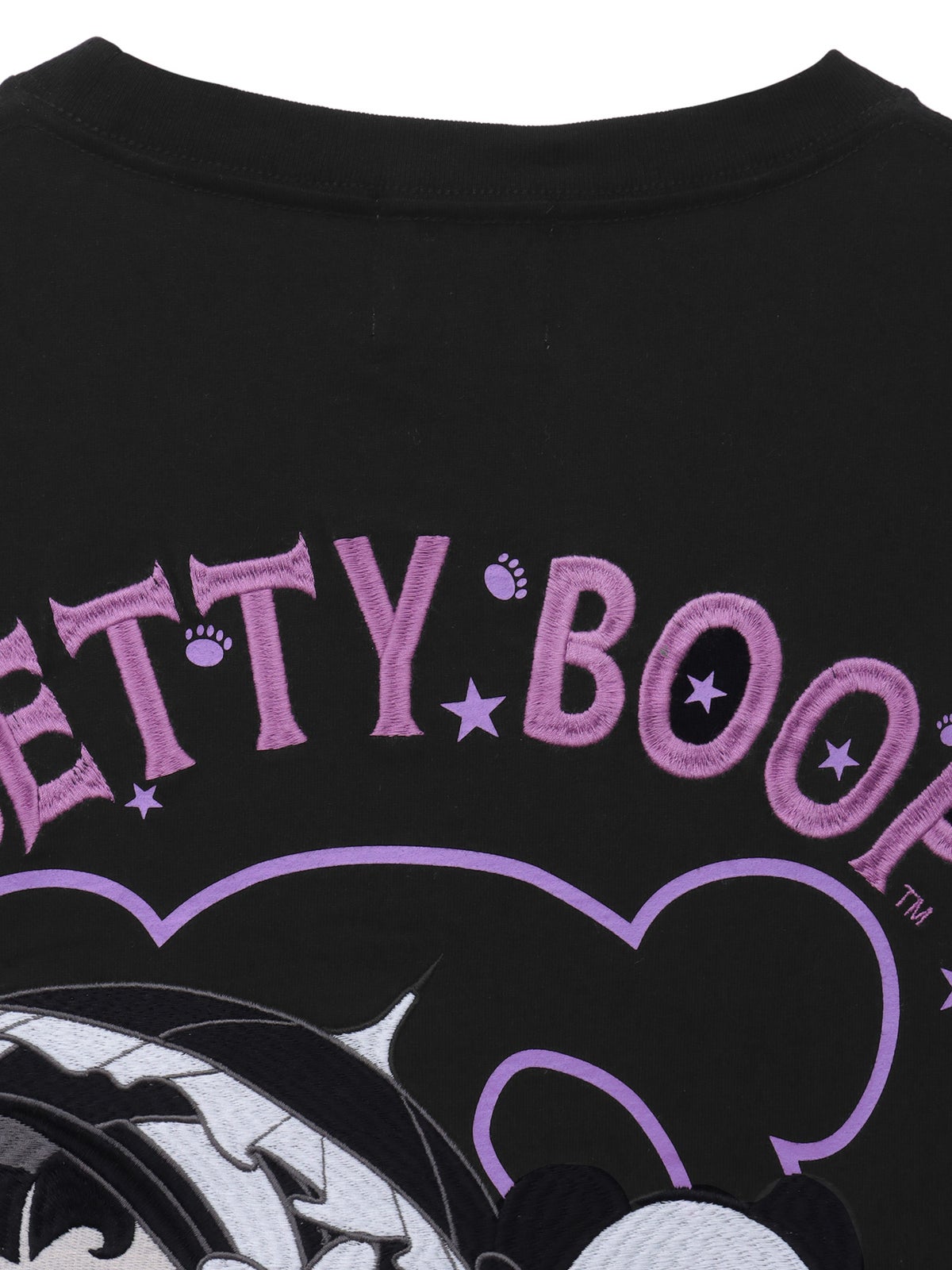 【PANDIESTA JAPAN×BETTY BOOP】“ゴスロリベティ”刺繍入りTシャツ