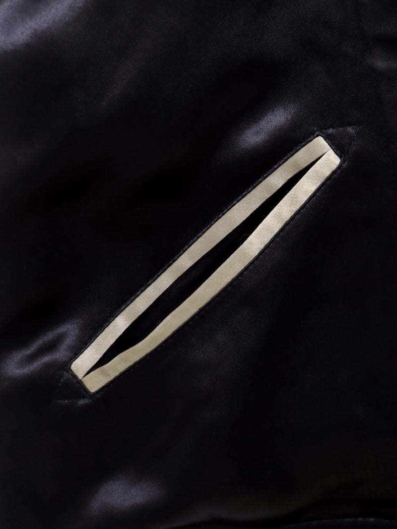 【絡繰魂・粋】“妖気九尾”総刺繍リバーシブルスカジャン