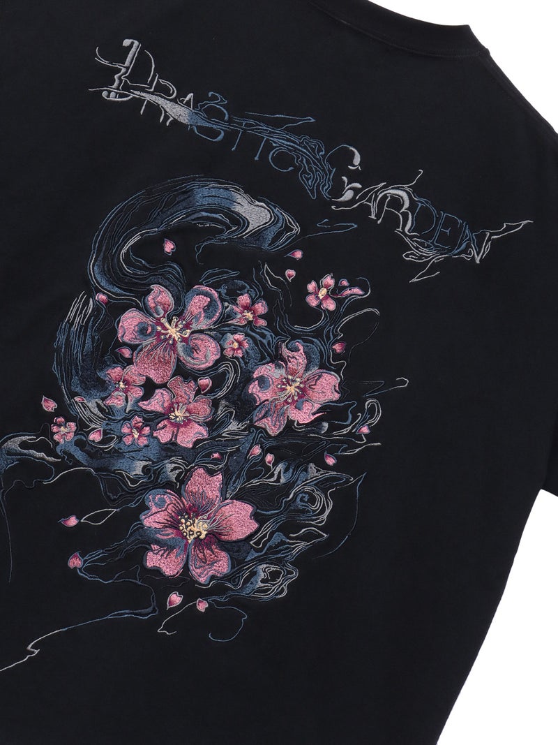 【DRASTIC GARDEN】“煙ノ桜”総刺繍BIGシルエットTシャツ