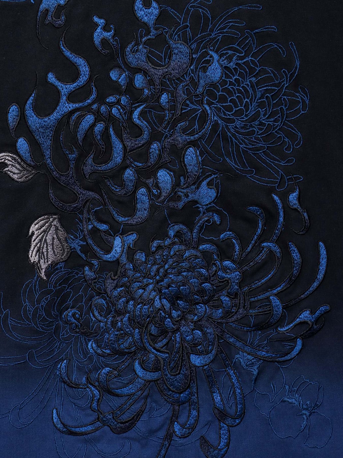 【DRASTIC GARDEN】“火炎ノ菊”総刺繍BIGシルエット段染めTシャツ