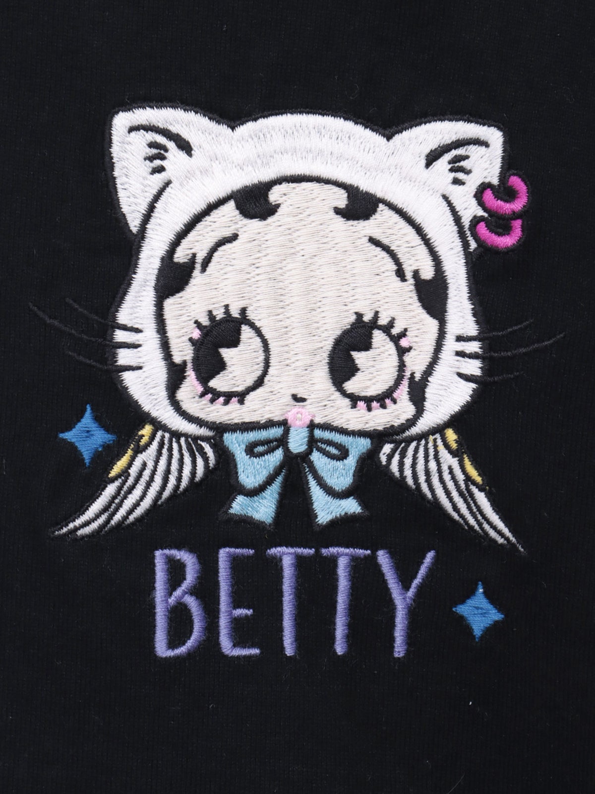 【BETTY BOOP】“エンジェルWベイビーベティ”刺繍入りTシャツ〔別注〕