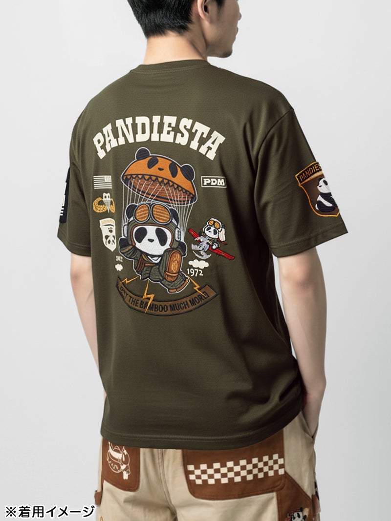 【PANDIESTA JAPAN】“パラシュートパンダ”刺繍入りTシャツ