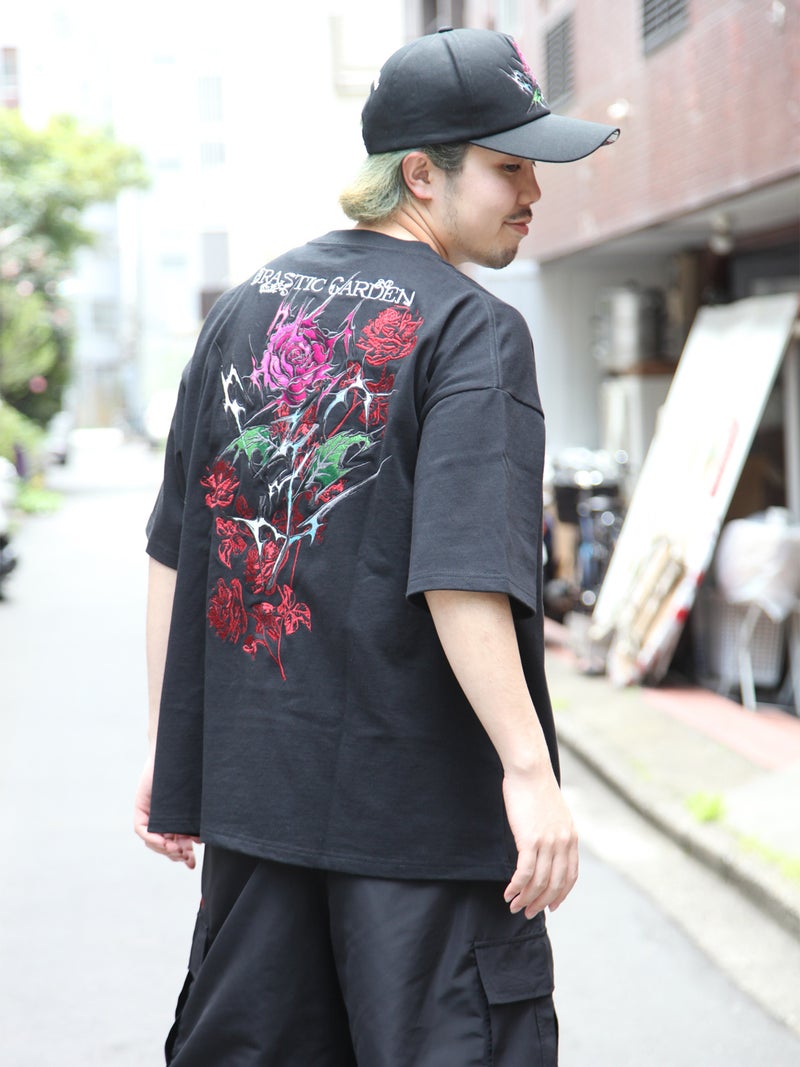 【DRASTICGARDEN】“稲妻の薔薇”総刺繍Tシャツ