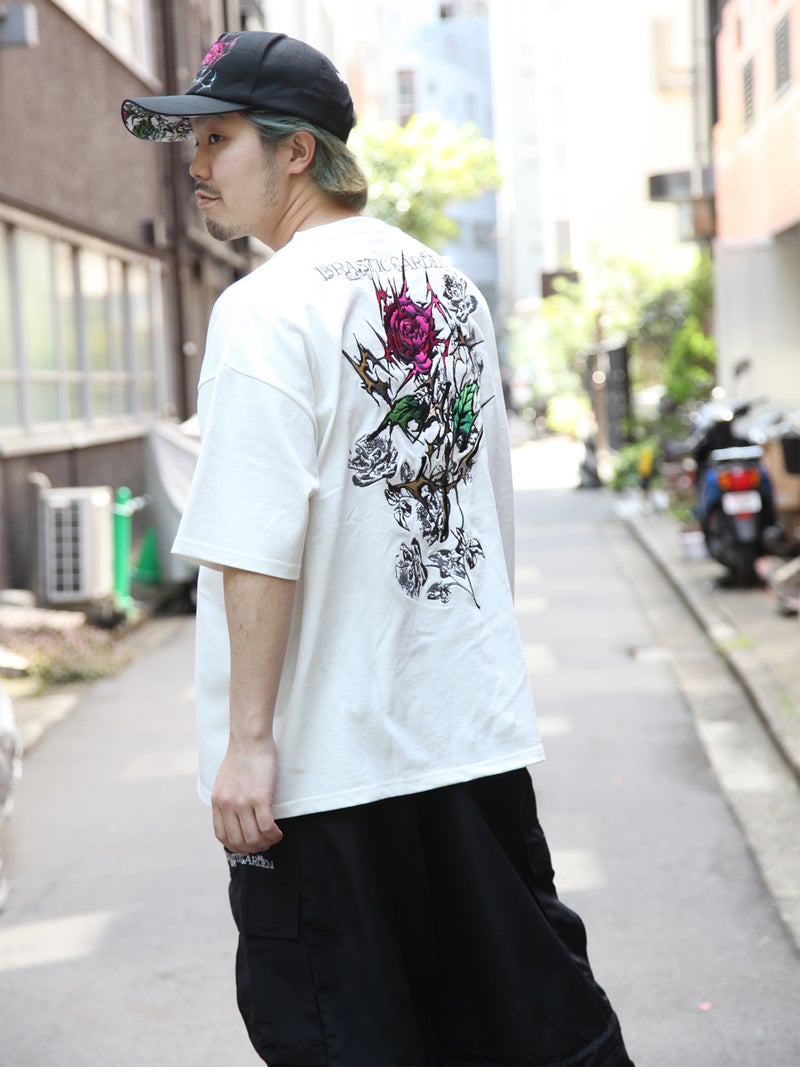 【DRASTICGARDEN】“稲妻の薔薇”総刺繍Tシャツ