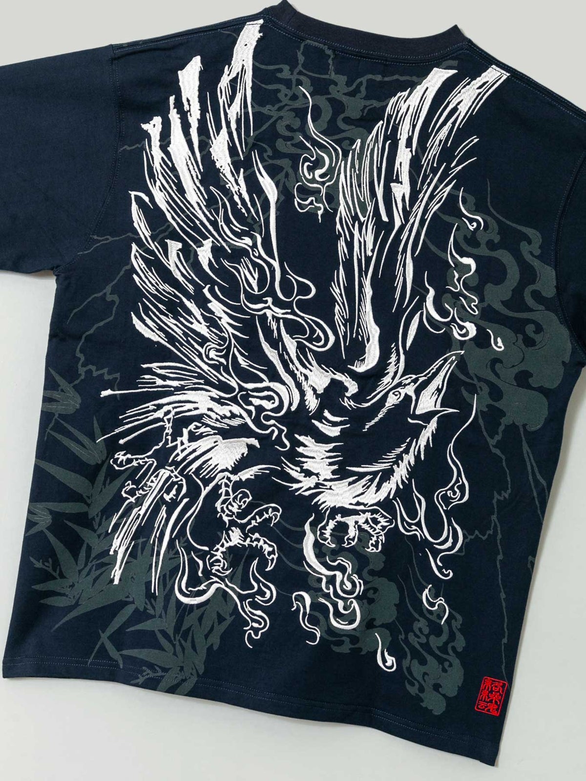 【絡繰魂】“八咫烏火炎”総刺繍Tシャツ