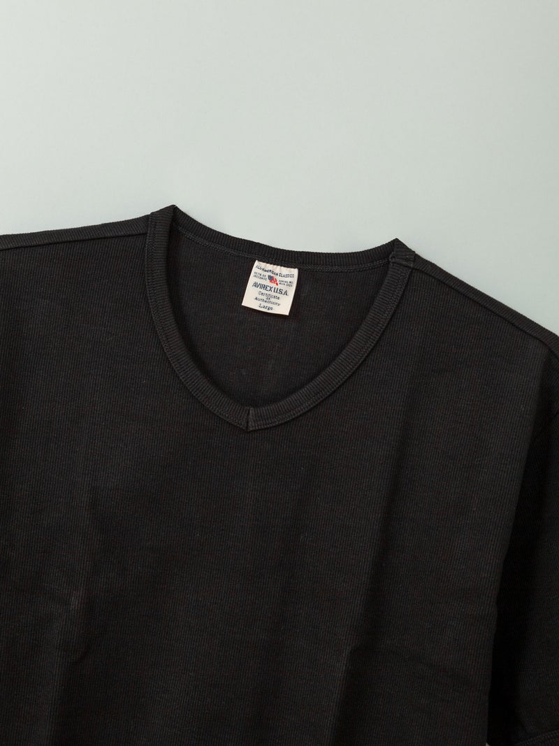  【AVIREX】DAILY V-NECK T-SHIRT