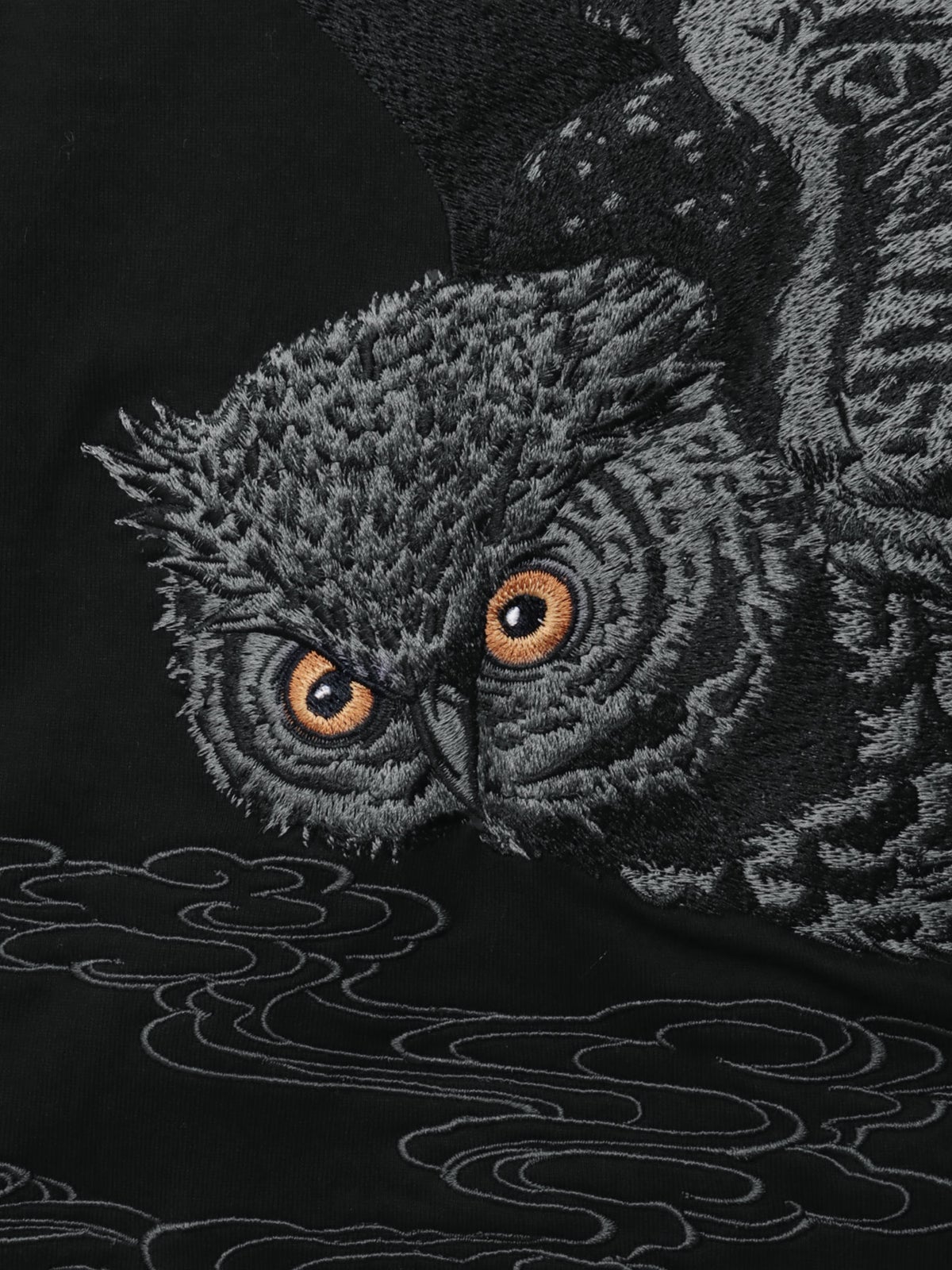 【絡繰魂・漆】“梟の慧眼”総刺繍半袖Tシャツ