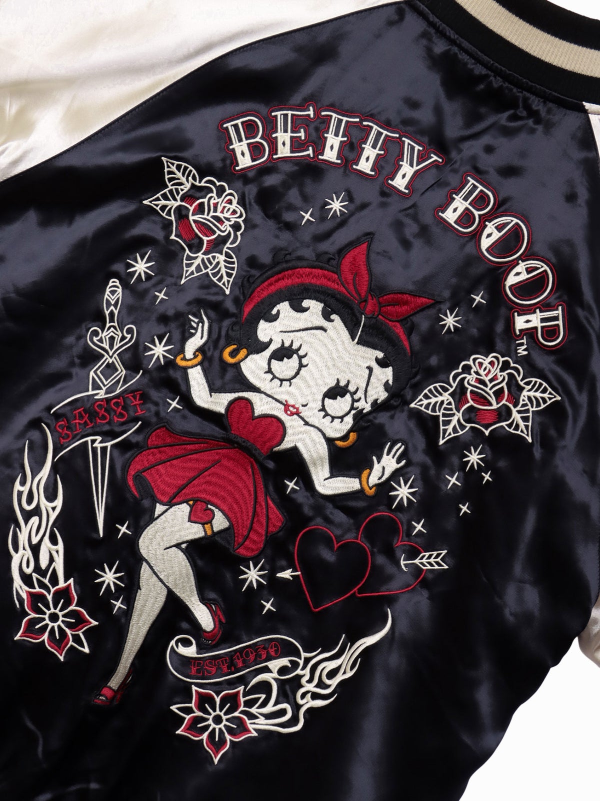 ＜秋の大予約会＞【BETTY BOOP】“オールドタトゥーベティ”総刺繍リバーシブルスカジャン