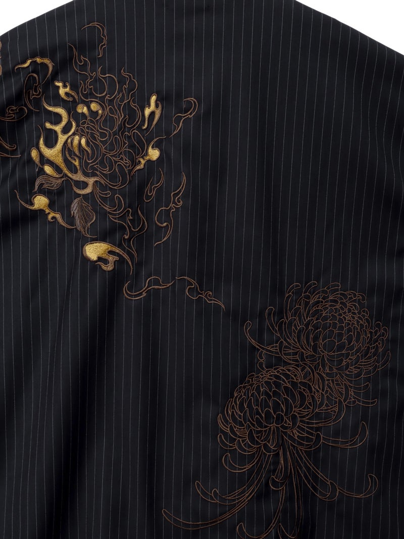 ＜秋の大予約会＞【DRASTIC GARDEN】“火炎ノ菊”刺繍入りピンストライプシャツ