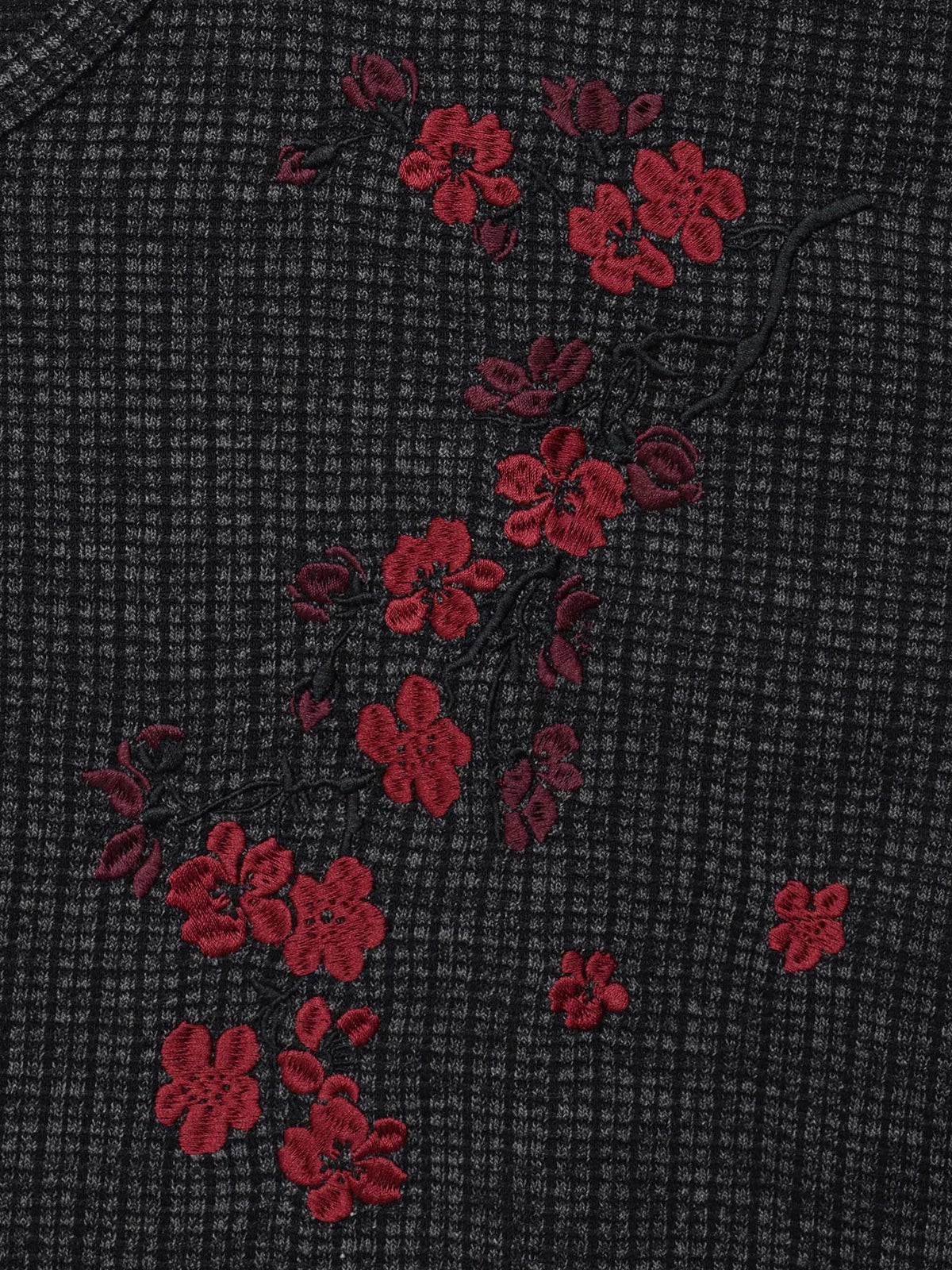 【雅結】桜刺繍 ワッフル生地VネックロンT