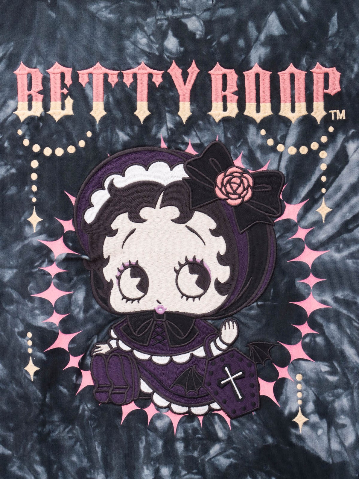 【BETTY BOOP】“ゴスロリベイビーベティ”刺繍入りTシャツ〔別注〕