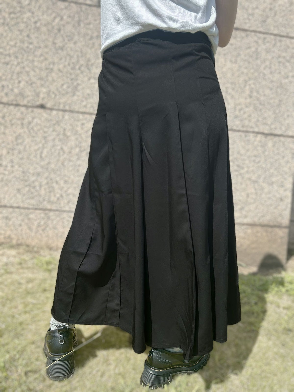 ≪30%OFF≫【SUMINEKO】“蓮とスミネコ”総刺繍スカートパンツ〔lady's〕≪返品・取寄対応不可≫