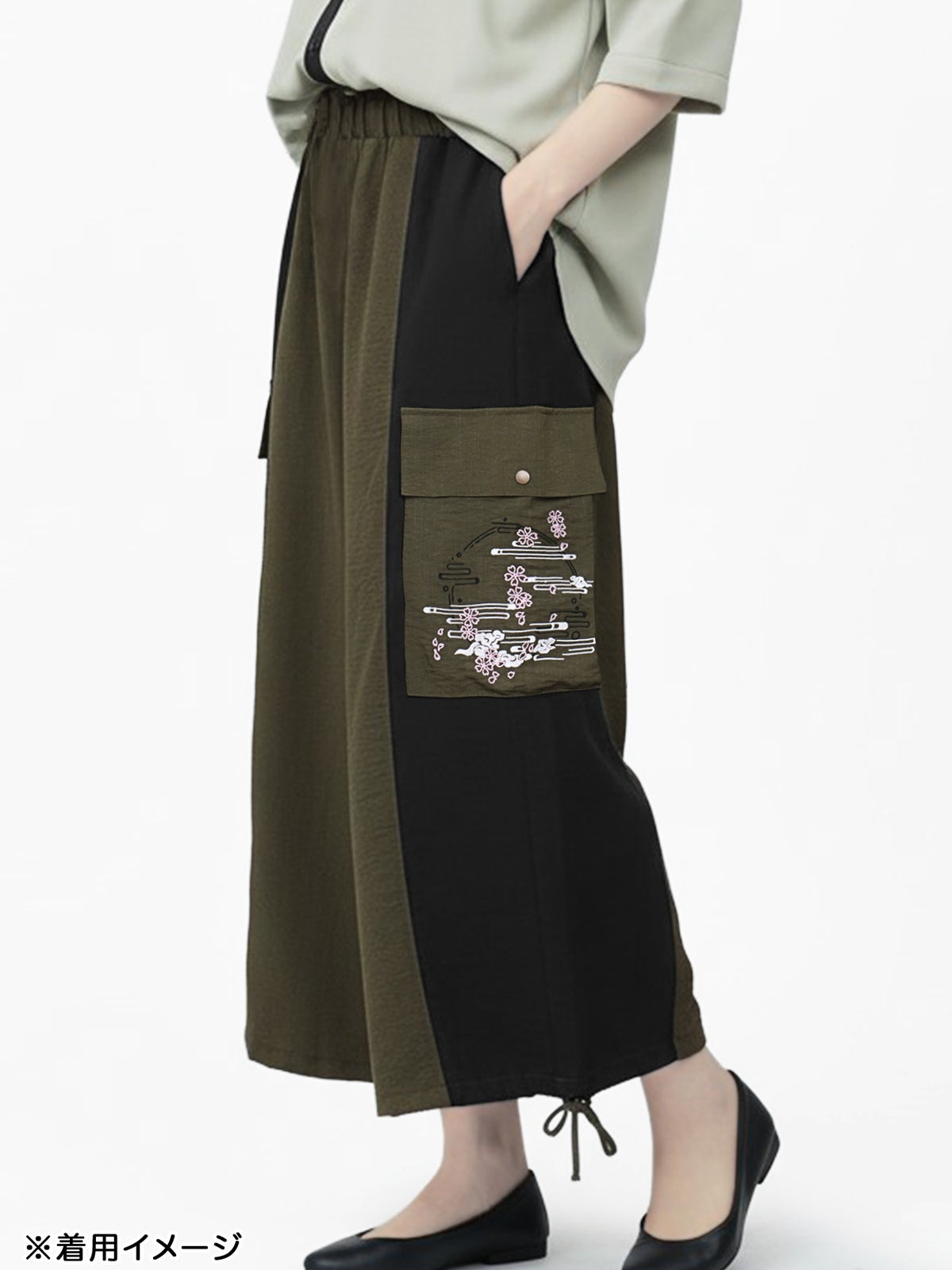  ≪20%OFF≫【雅結】“桜と雲”刺繍入りワイドカーゴパンツ≪返品・取寄対応不可≫