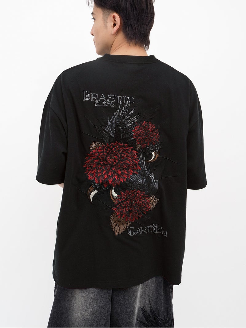 【DRASTIC GARDEN】“フェザーダリア”総刺繍Tシャツ