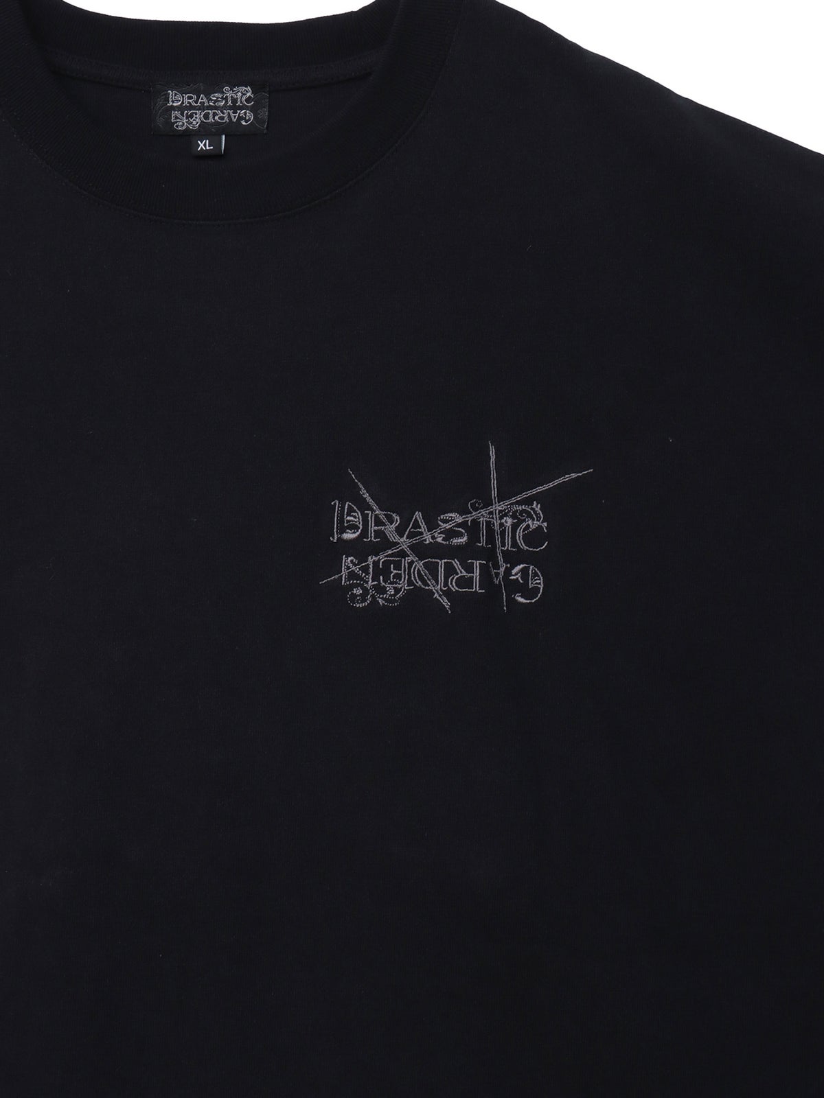 【DRASTIC GARDEN】“フェザーダリア”総刺繍Tシャツ