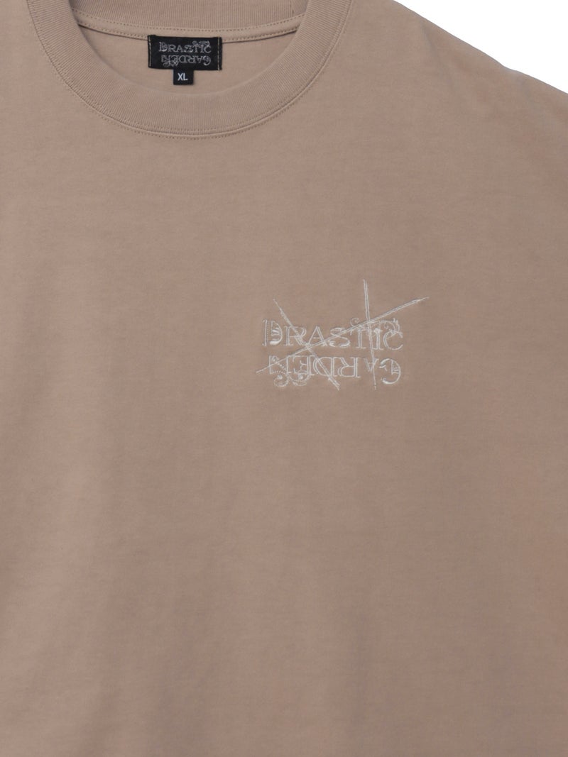 【DRASTIC GARDEN】“フェザーダリア”総刺繍Tシャツ