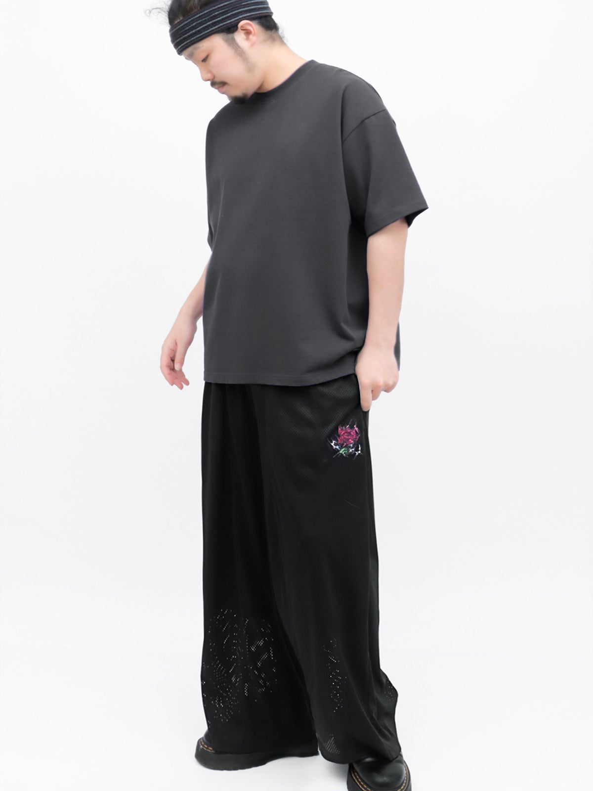 ≪40%OFF≫【DRASTIC GARDEN】“稲妻の薔薇”総刺繍メッシュ素材ワイドパンツ≪返品・取寄対応不可≫