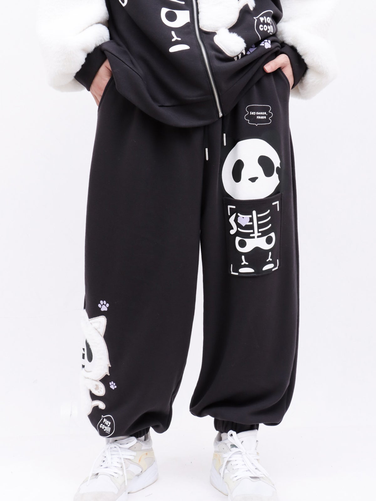 ≪40%OFF≫【PANDIESTA JAPAN】“ネコパンダハーフBONES”フェイクファー切替スウェットパンツ≪返品・取寄対応不可≫