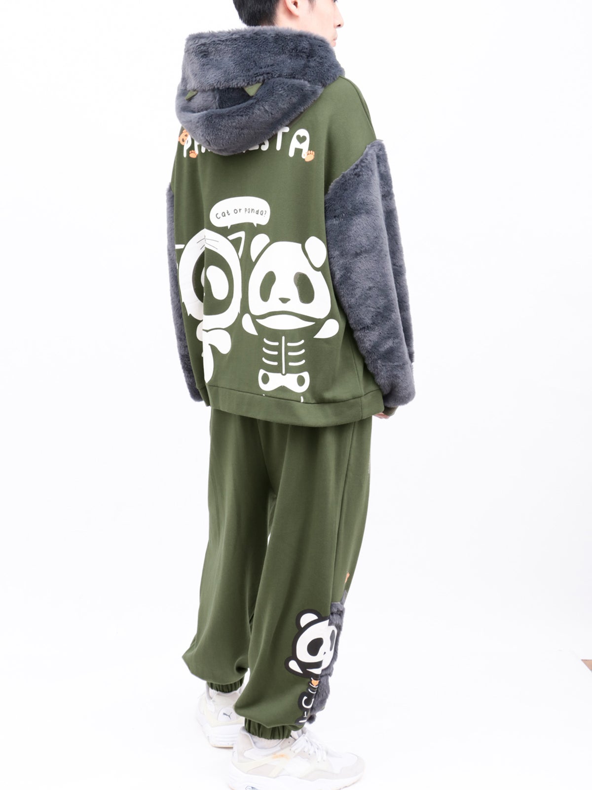 ≪40%OFF≫【PANDIESTA JAPAN】“ネコパンダハーフBONES”フェイクファー切替スウェットパンツ≪返品・取寄対応不可≫