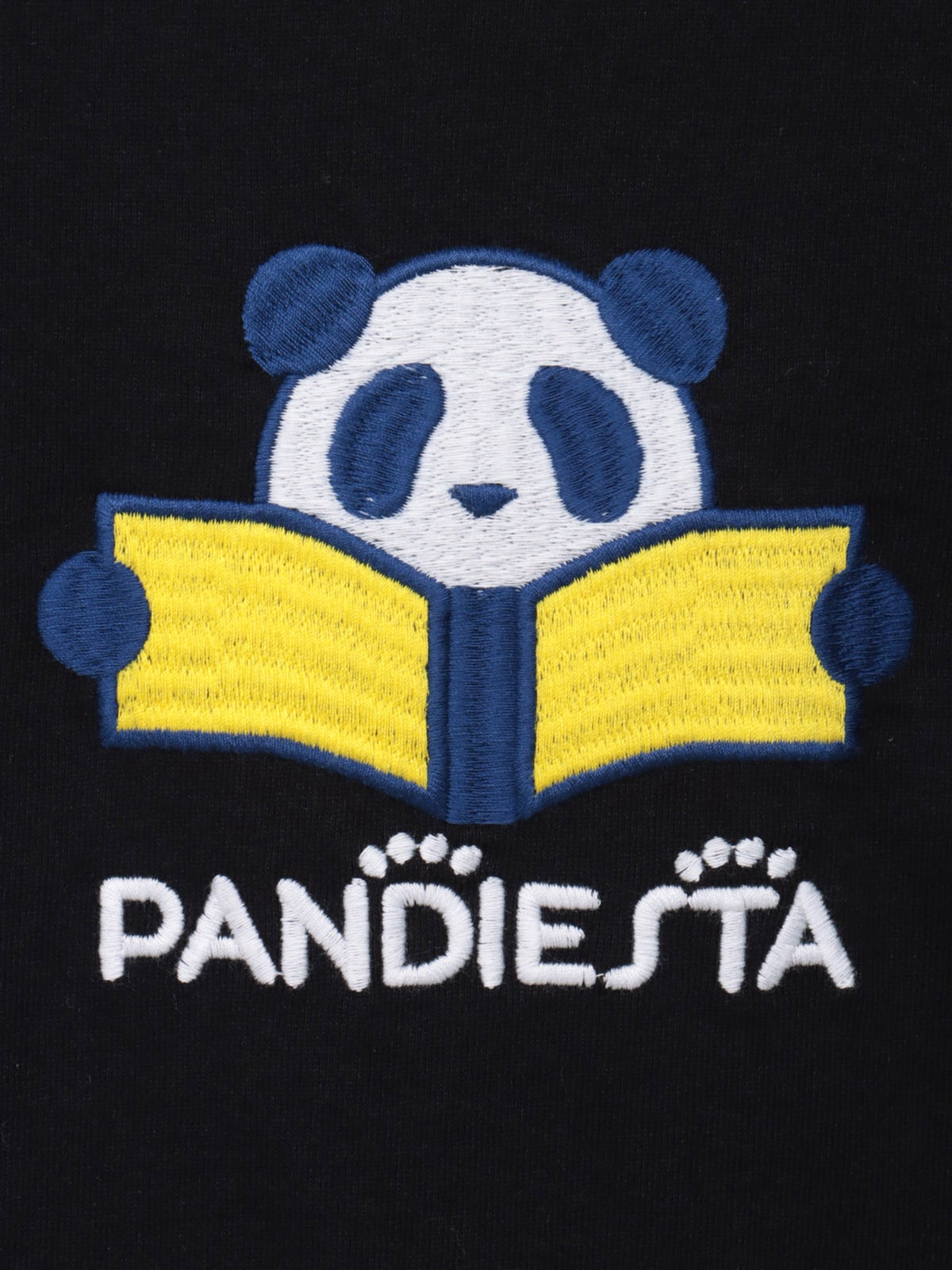 【PANDIESTA JAPAN】“リーディングパンダ”刺繍入りTシャツ
