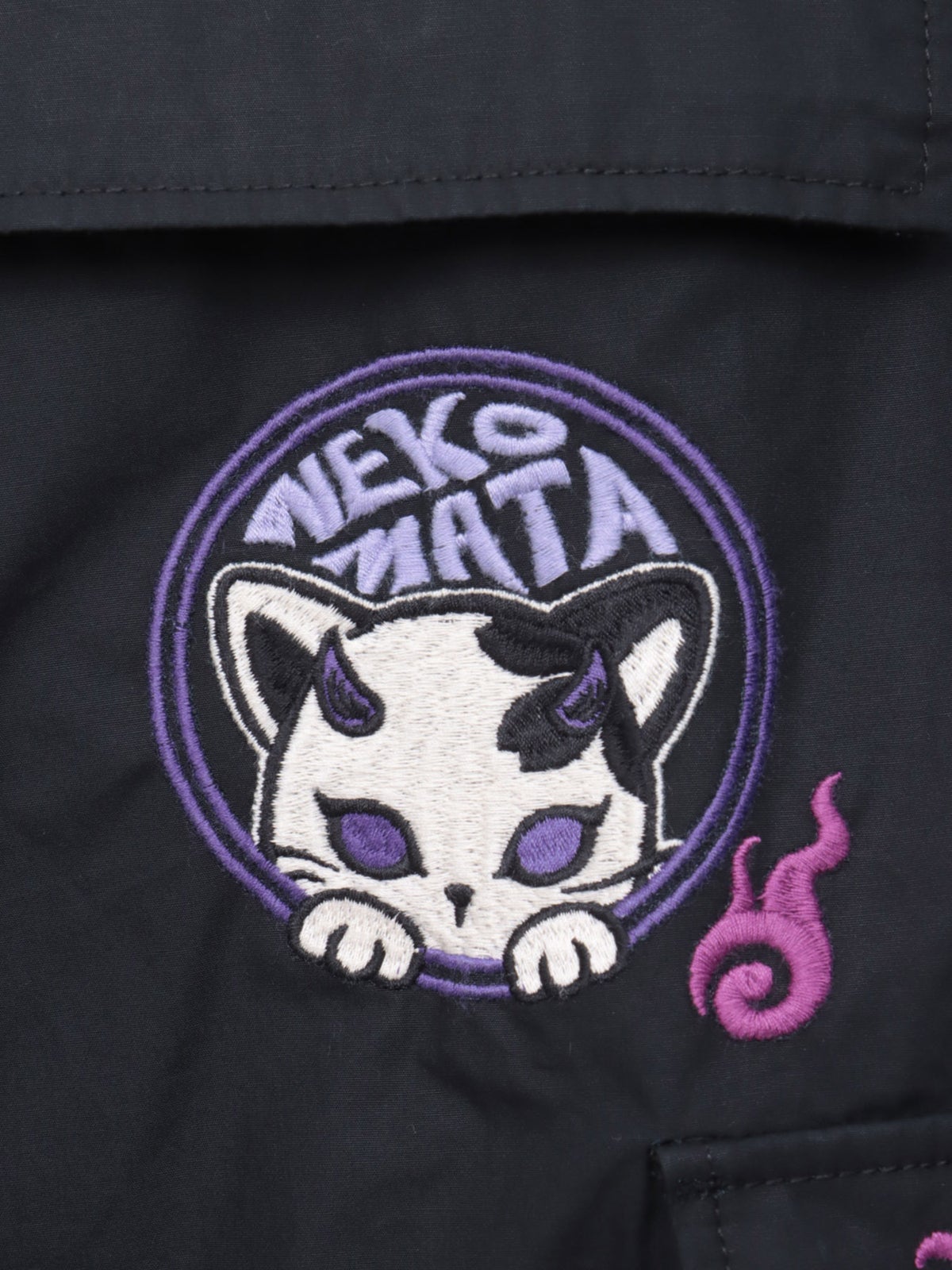 【SUMINEKO】“鬼猫”刺繍入りハーフパンツ