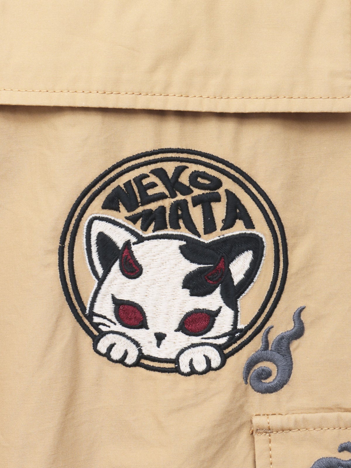 【SUMINEKO】“鬼猫”刺繍入りハーフパンツ