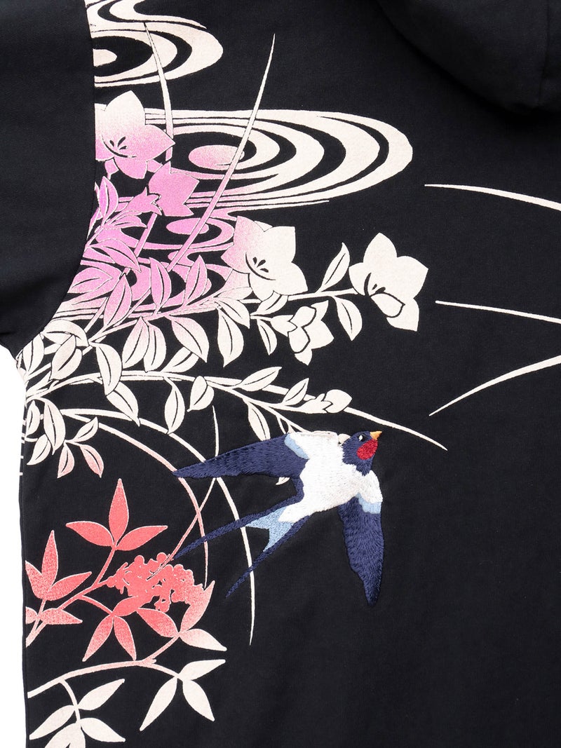 【雅結×錦】“ツバメと秋の草花”刺繍入りZIPパーカー〔別注〕