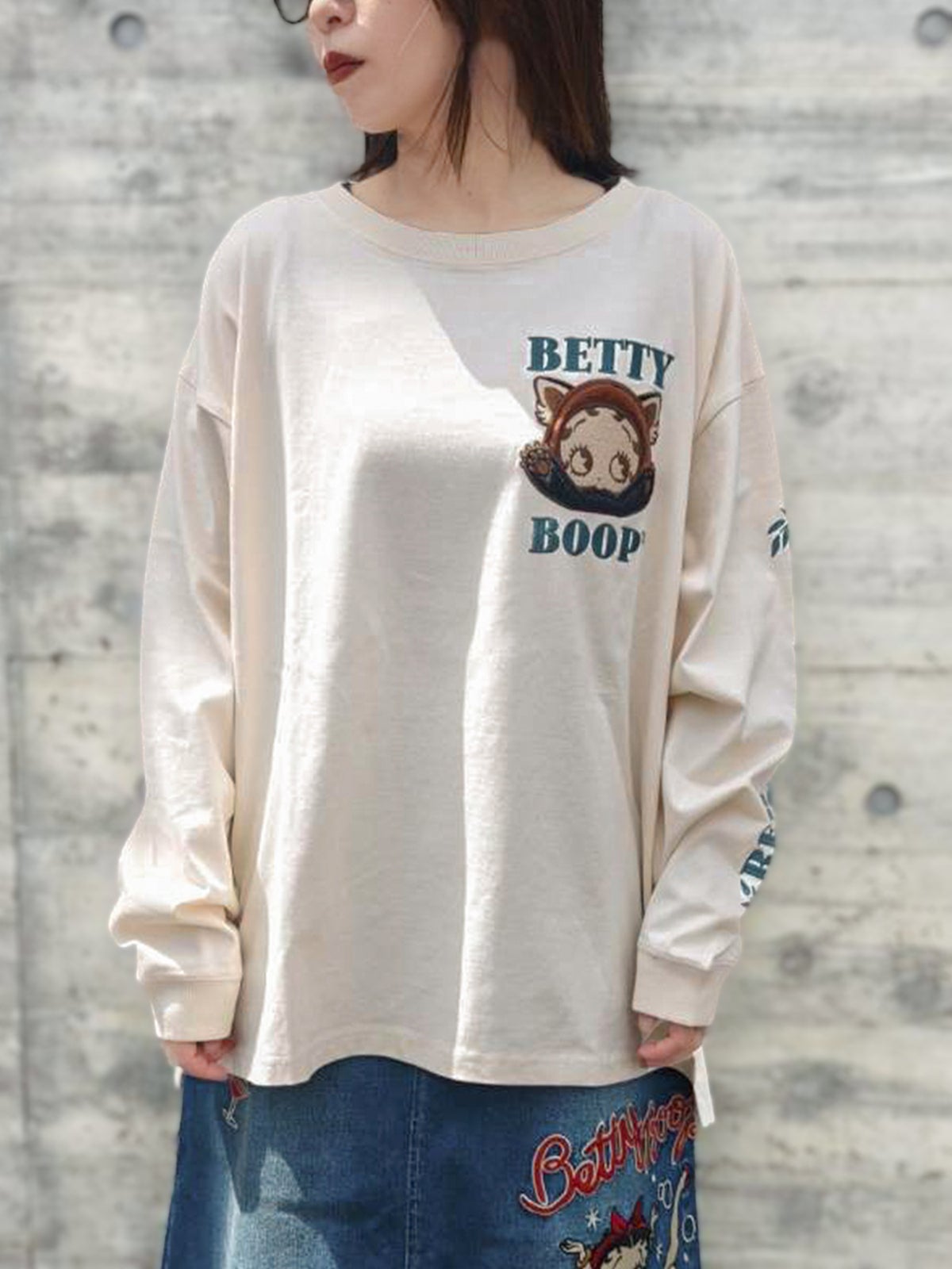 【BETTY BOOP】“レッサーパンダベティ”総刺繍ロンT〔別注〕