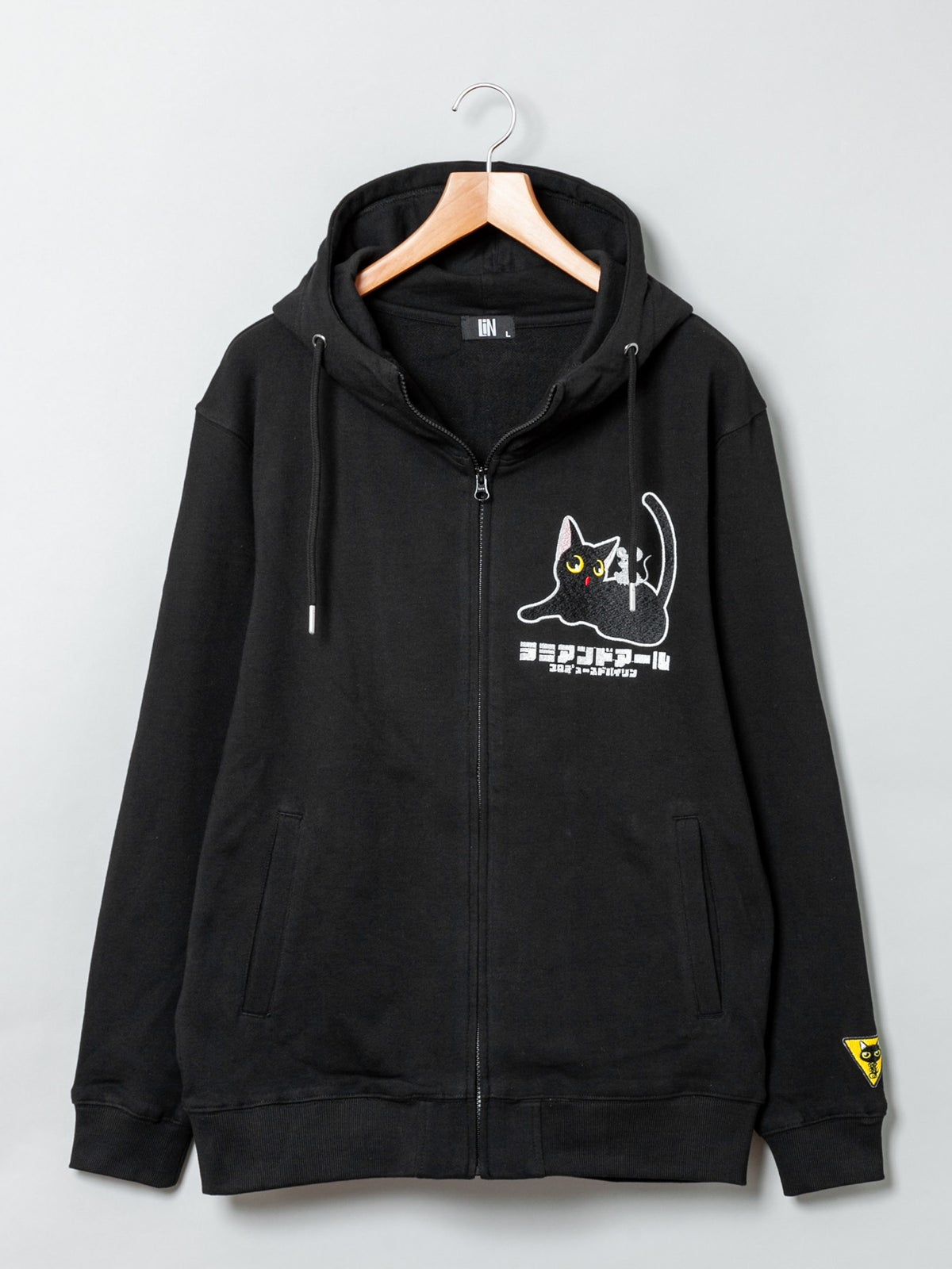 【LiN】“アートなLamy&Earl”刺繍入りZIPパーカー
