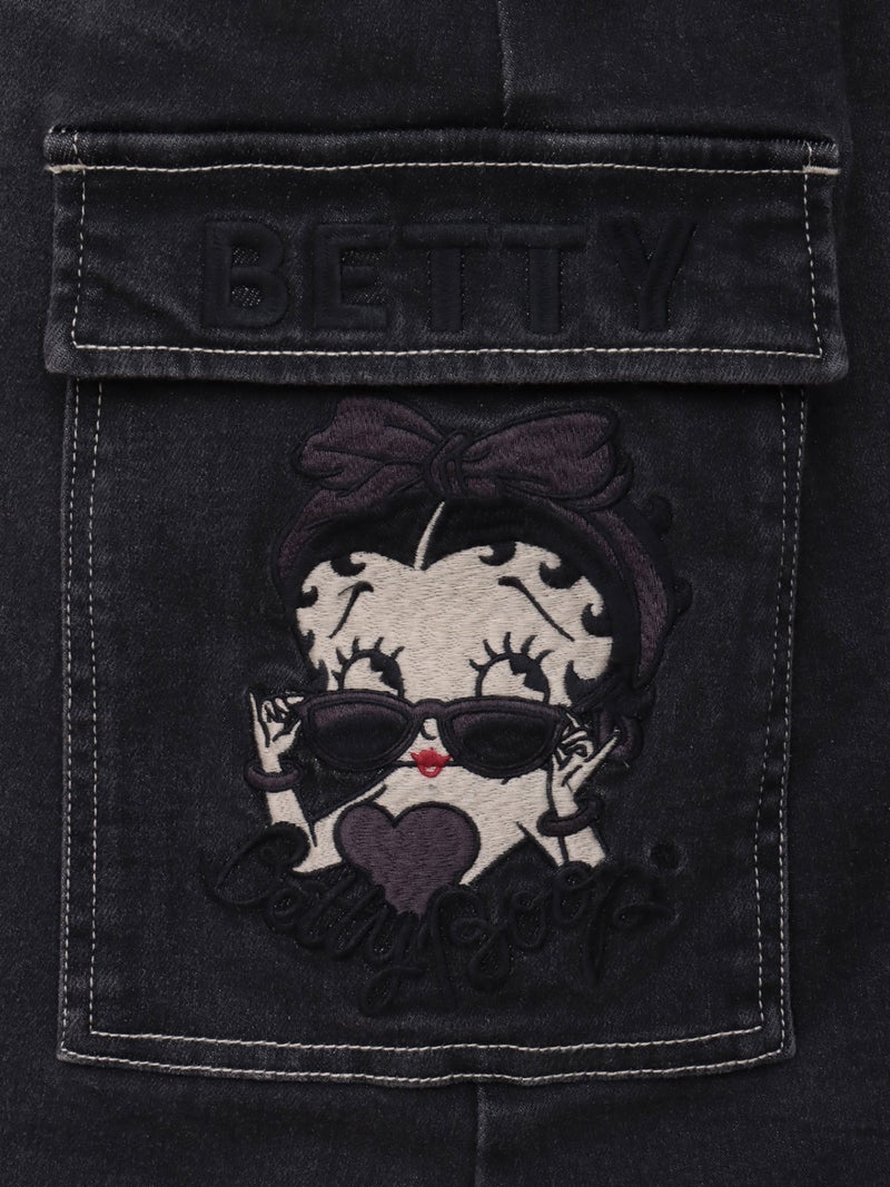 【BETTY BOOP】“ベティ＆パジー”総刺繍デニムスカート